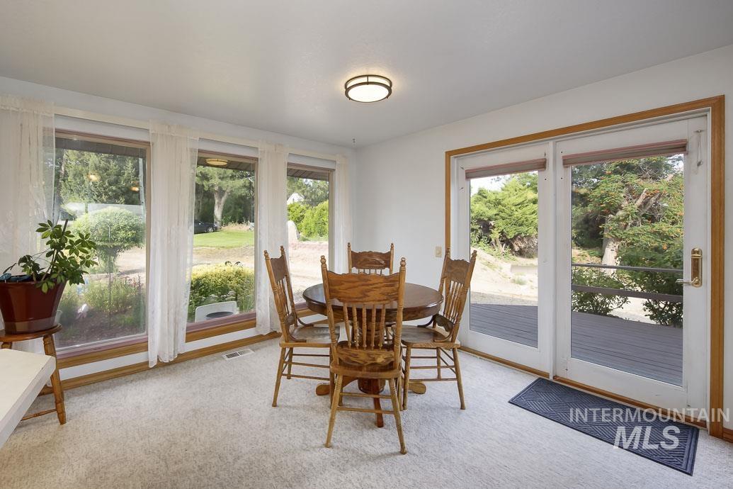 24399 Sweetwater Property Photo 6