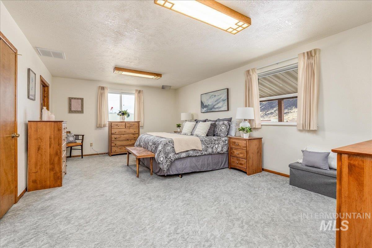 10514 Airpark Loop Property Photo 16