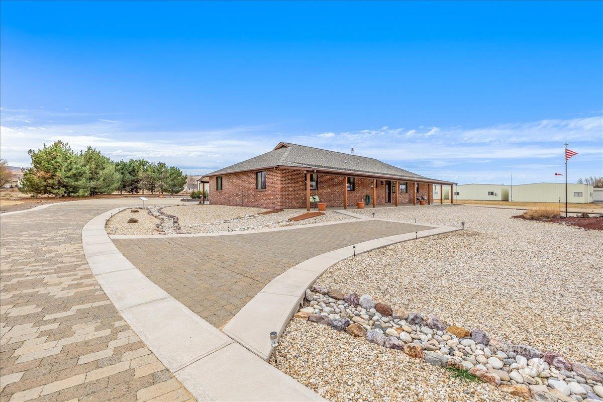 10514 Airpark Loop Property Photo 32