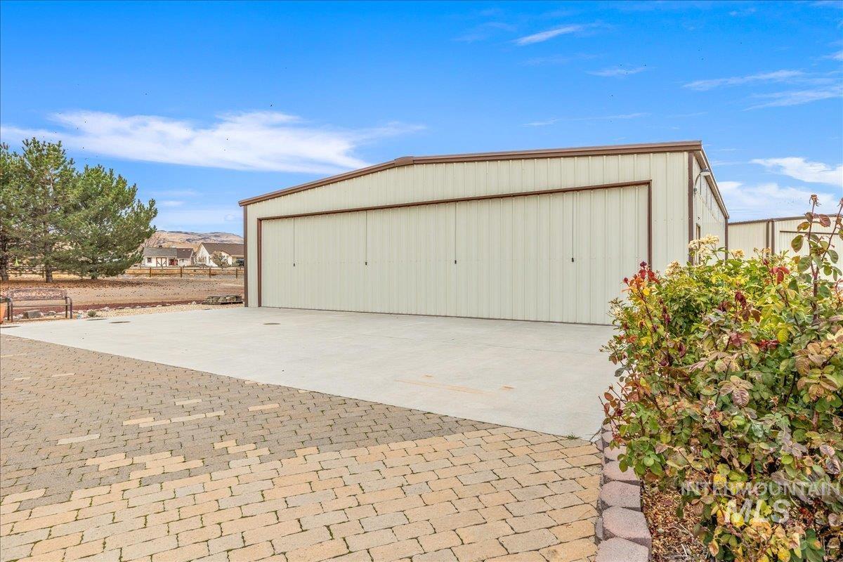 10514 Airpark Loop Property Photo 36