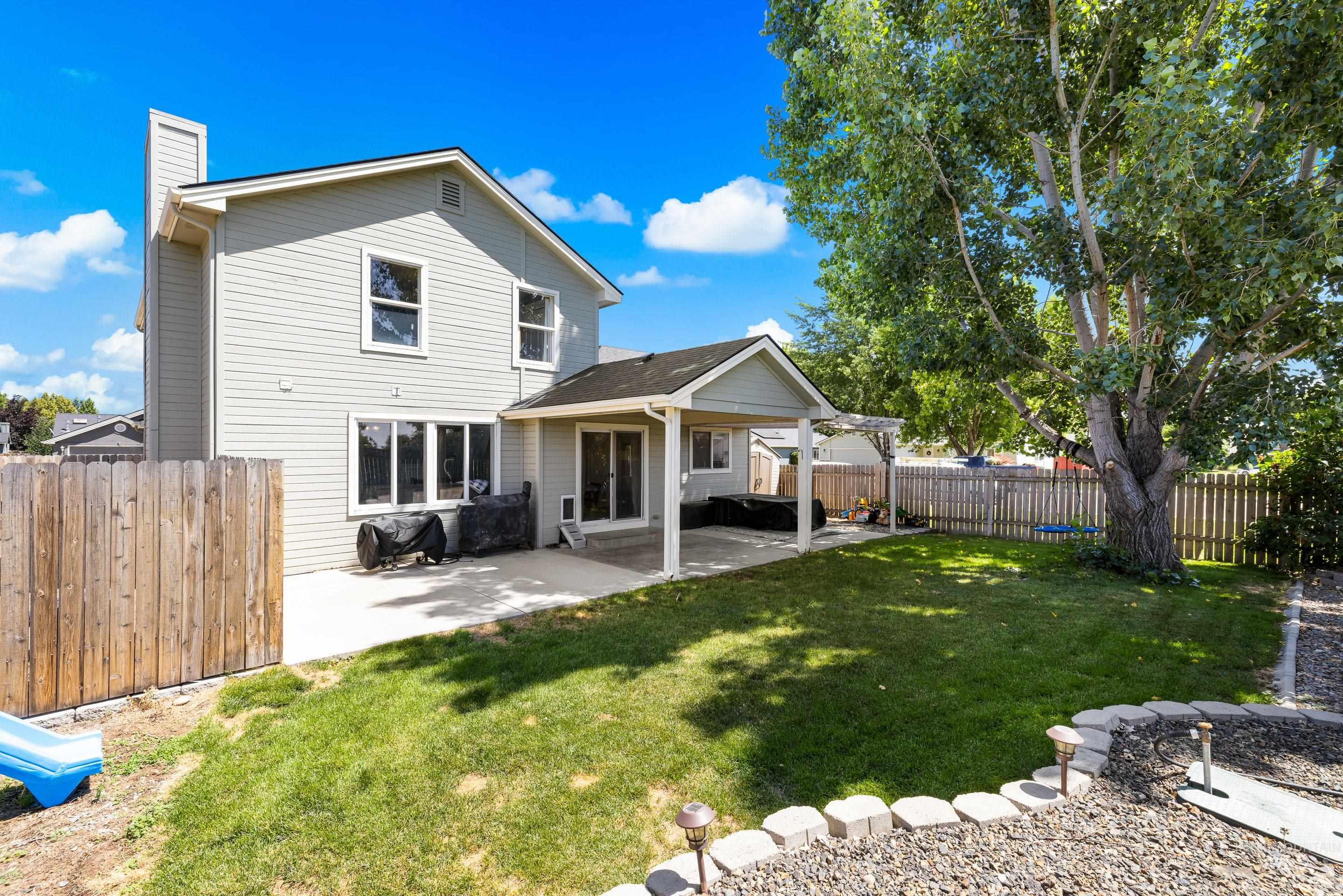 515 Castle Rock Ave Property Photo 42