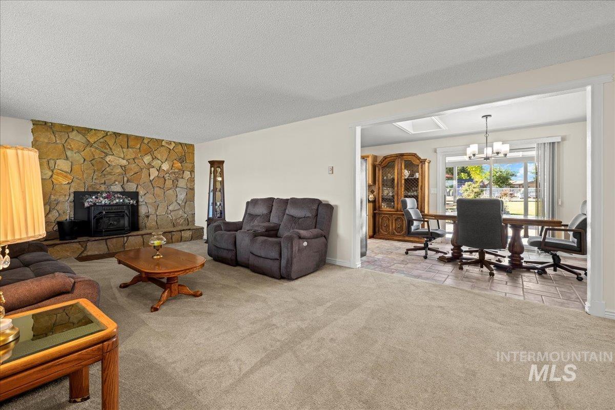 11825 Hensen Dr Property Photo 16