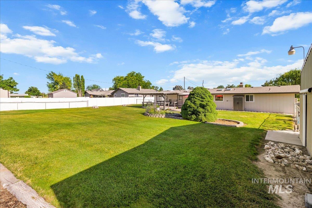 11825 Hensen Dr Property Photo 46