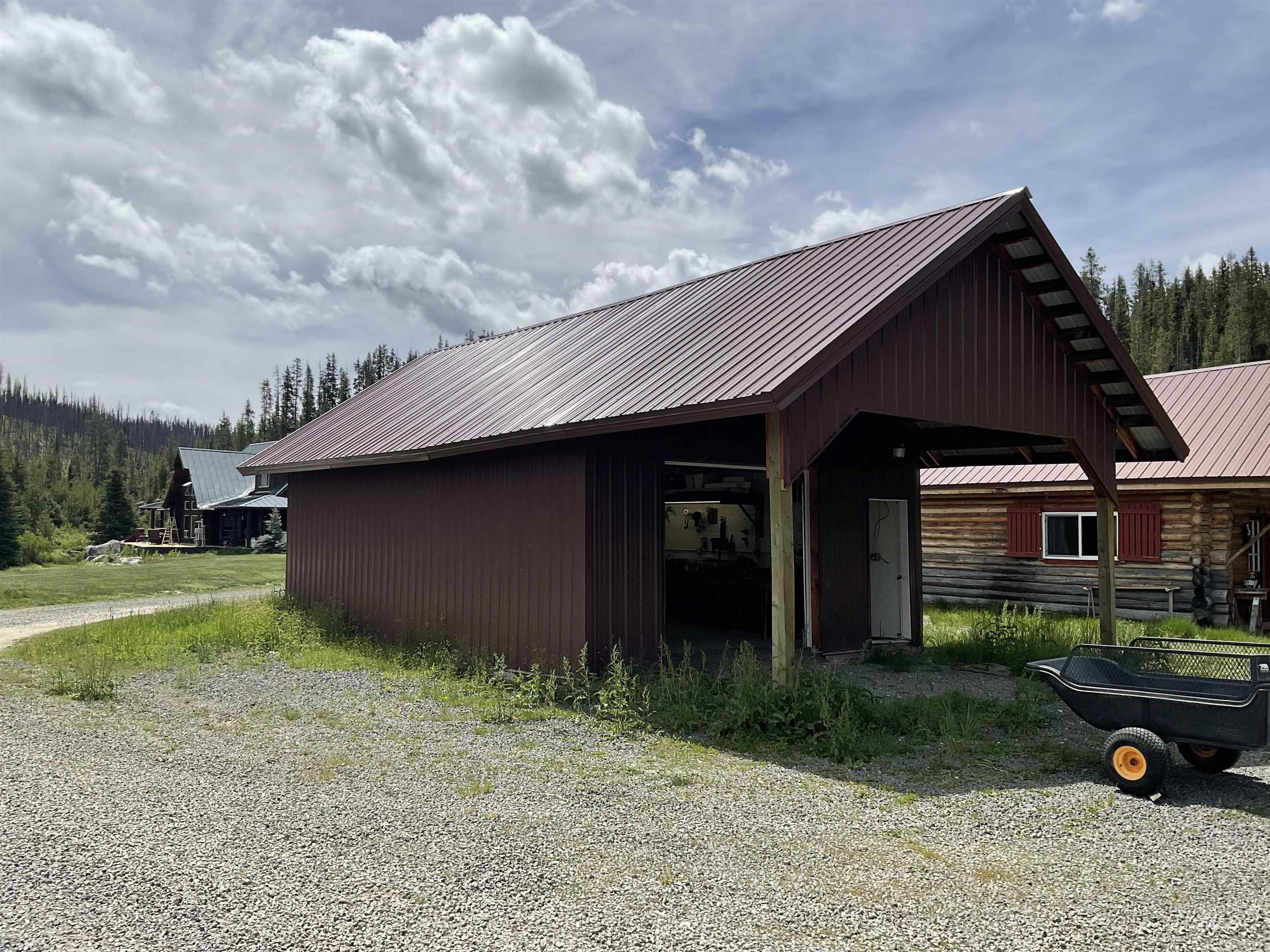 2771 Dixie Rd Property Photo 3