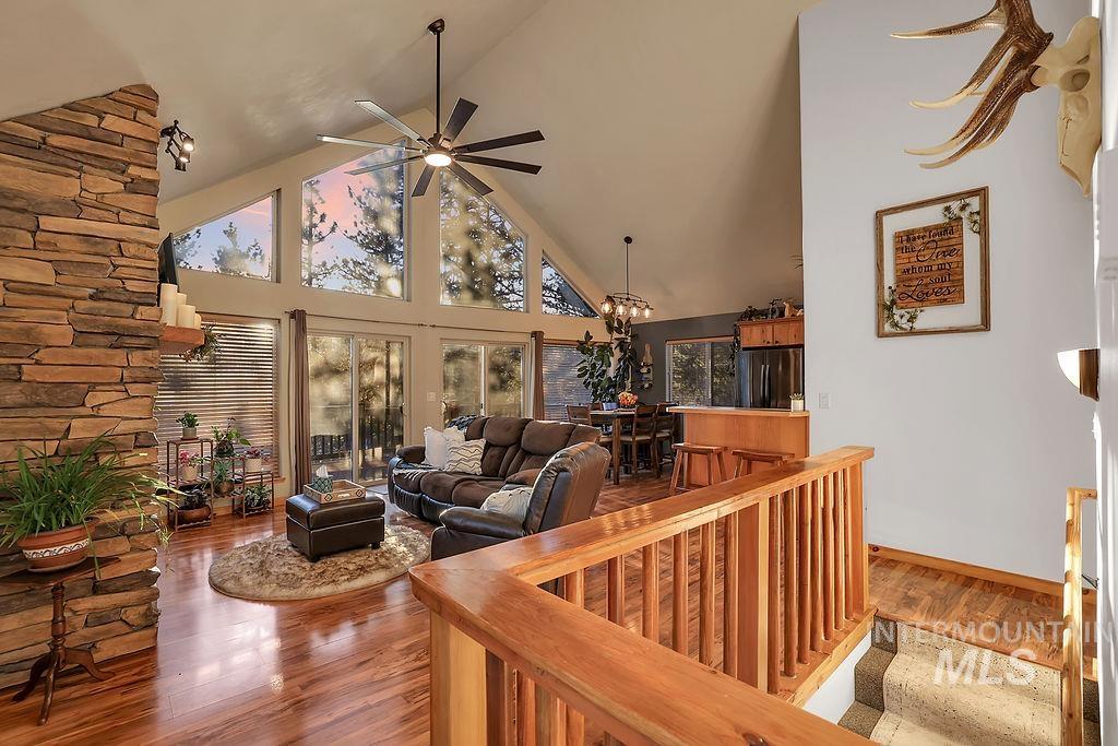 3907 Yarrow Property Photo 4