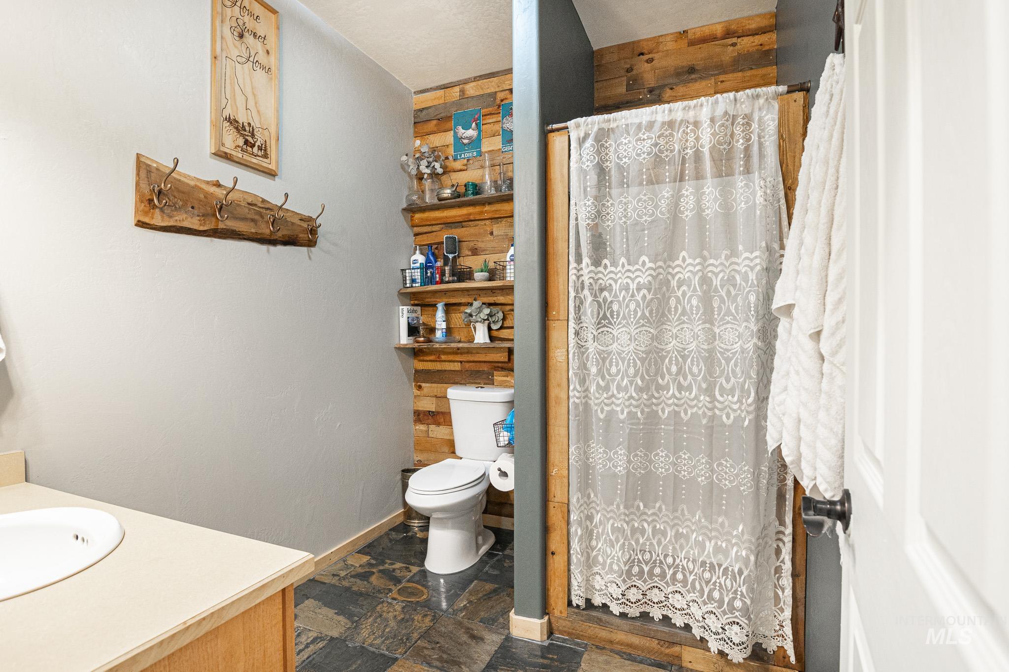 3907 Yarrow Property Photo 13