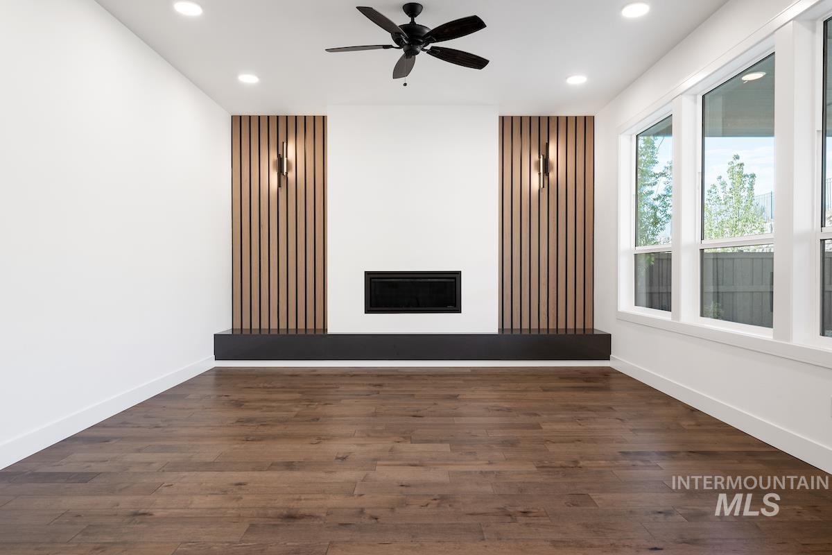 11732 N Rabbitbrush Way Property Photo 7