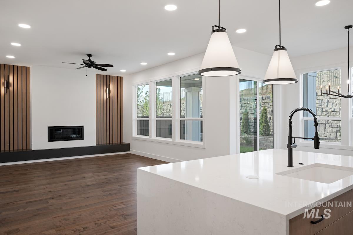 11732 N Rabbitbrush Way Property Photo 15