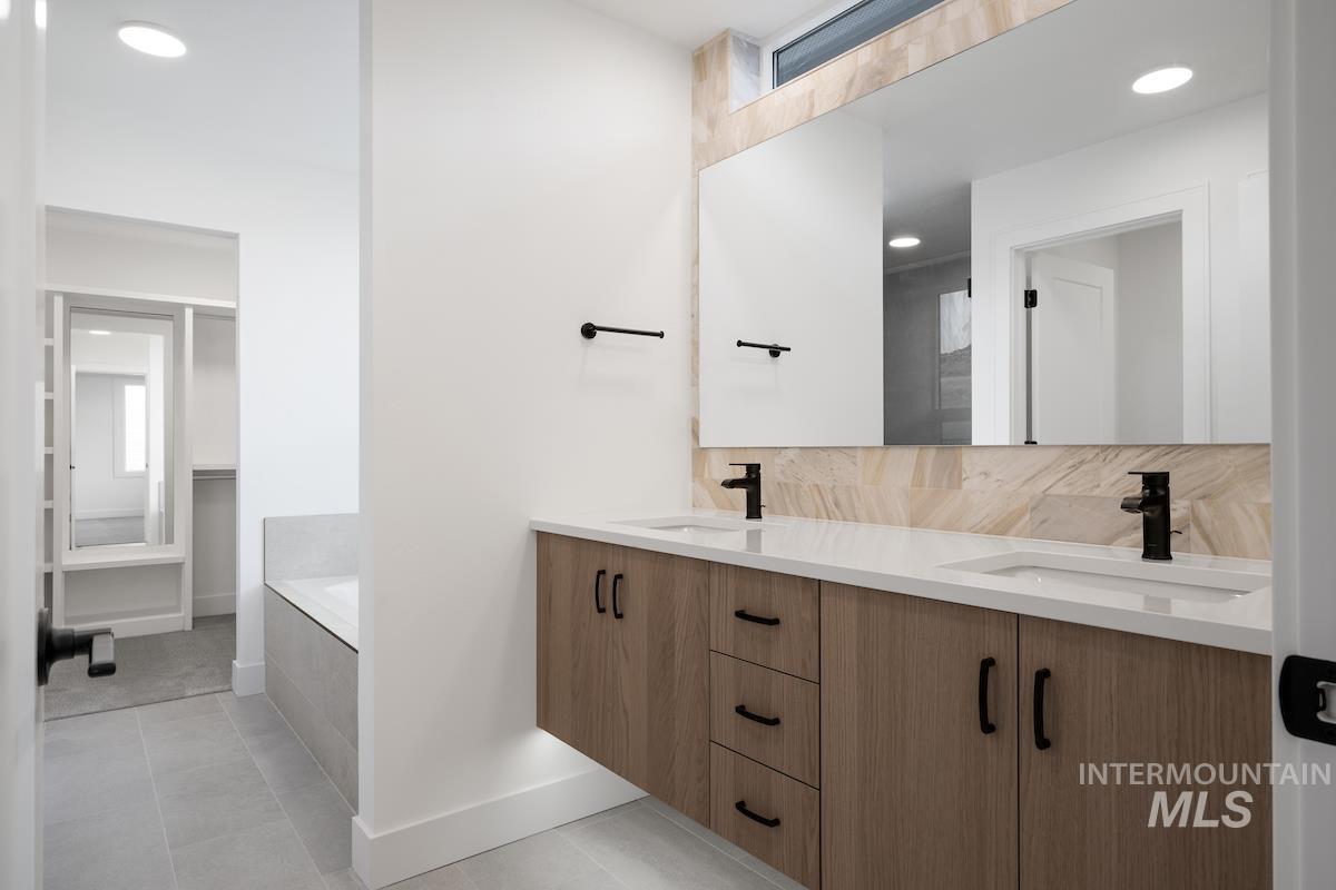 11732 N Rabbitbrush Way Property Photo 20