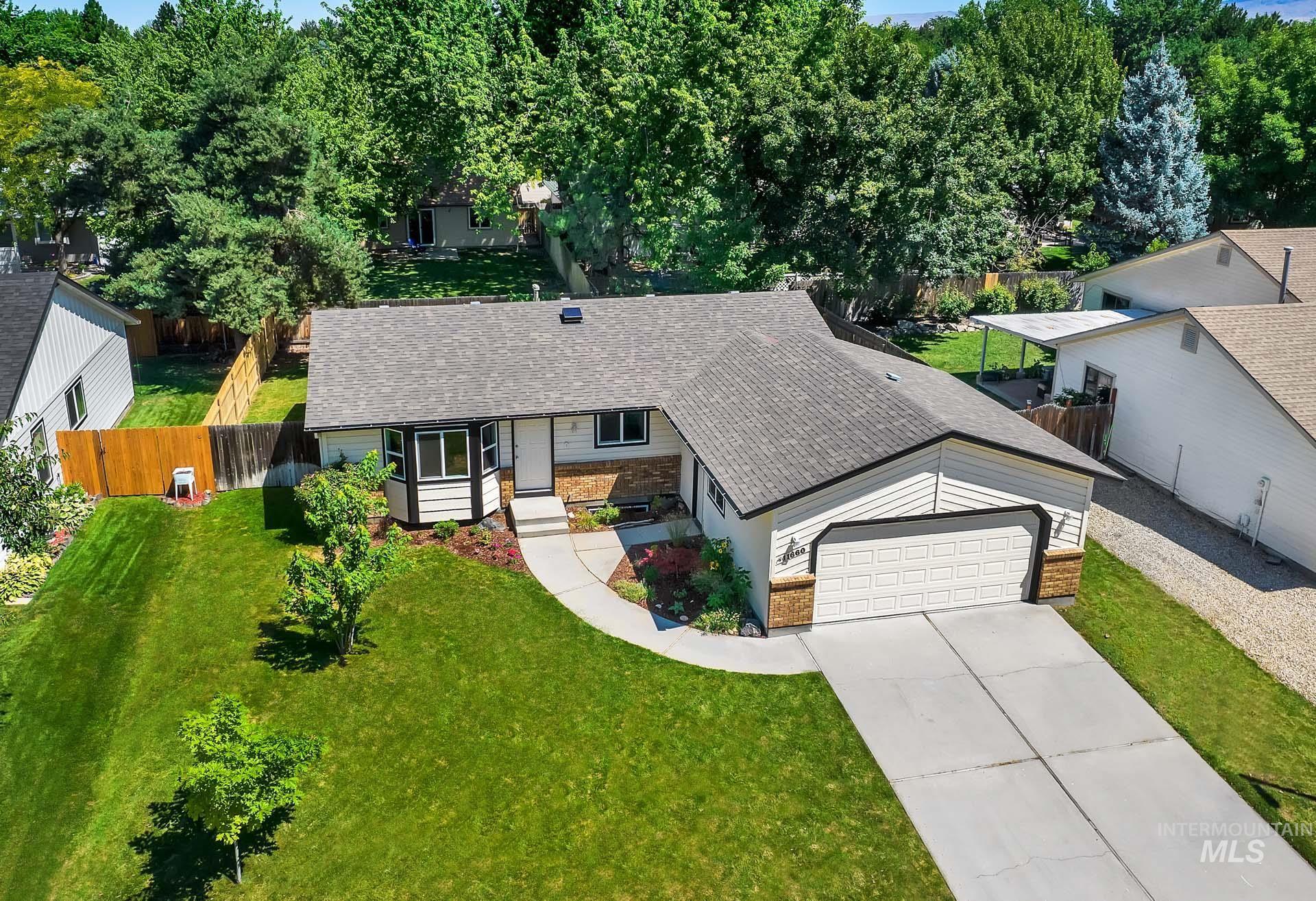 11660 W Ginger Creek Dr Property Photo 1