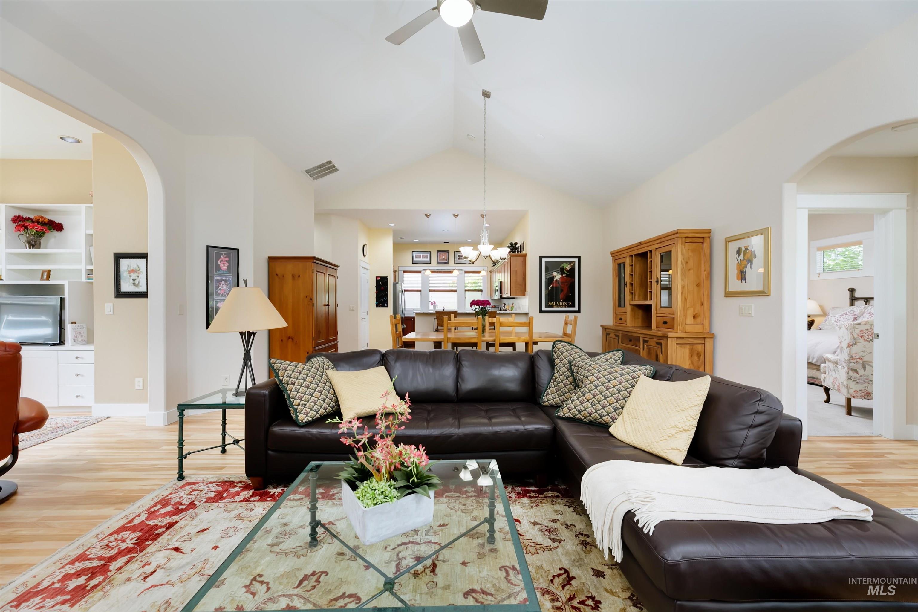 4947 N Ellicott Property Photo 3