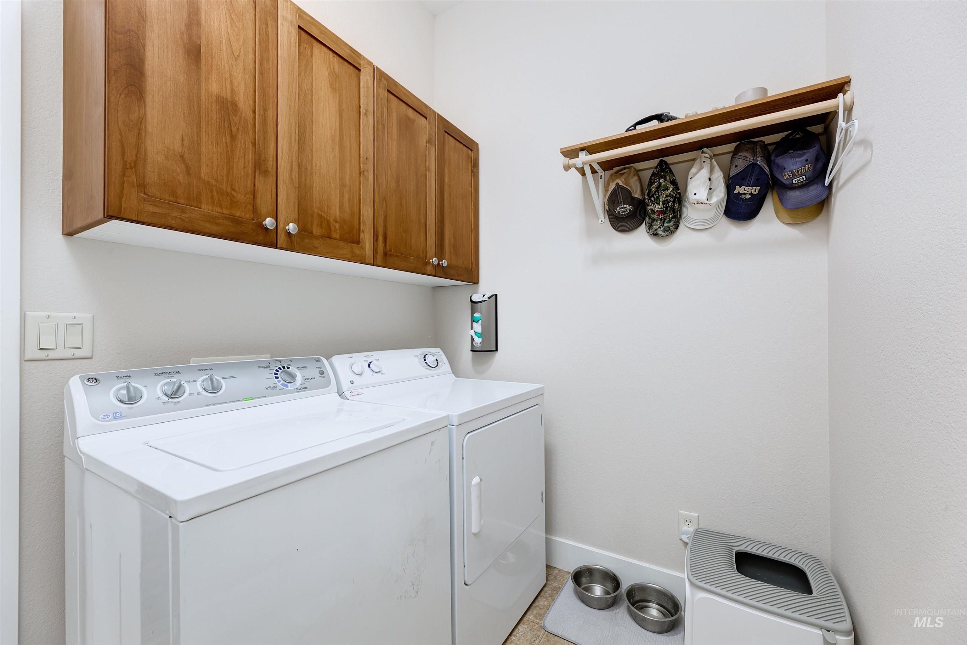 4947 N Ellicott Property Photo 8