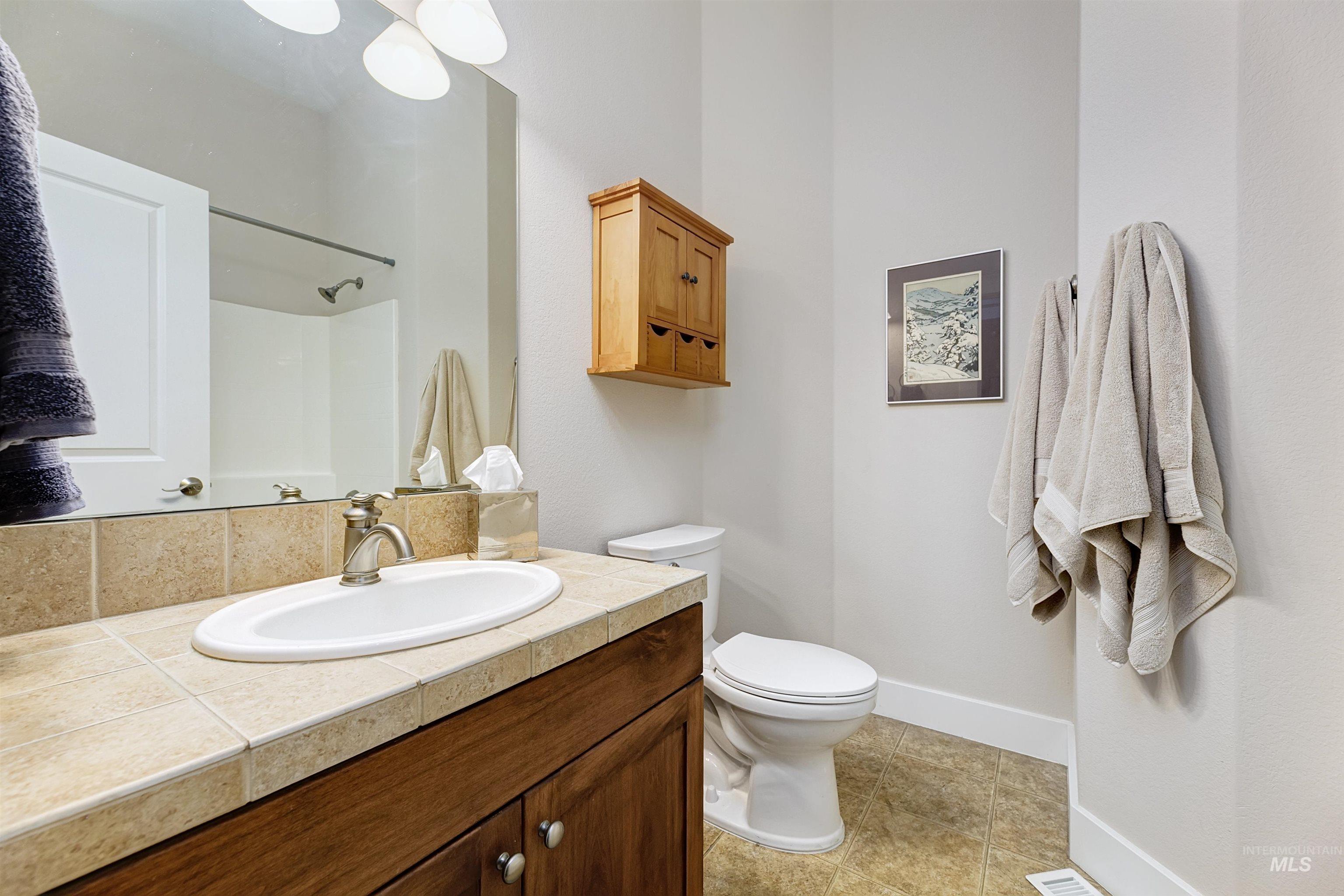 4947 N Ellicott Property Photo 9