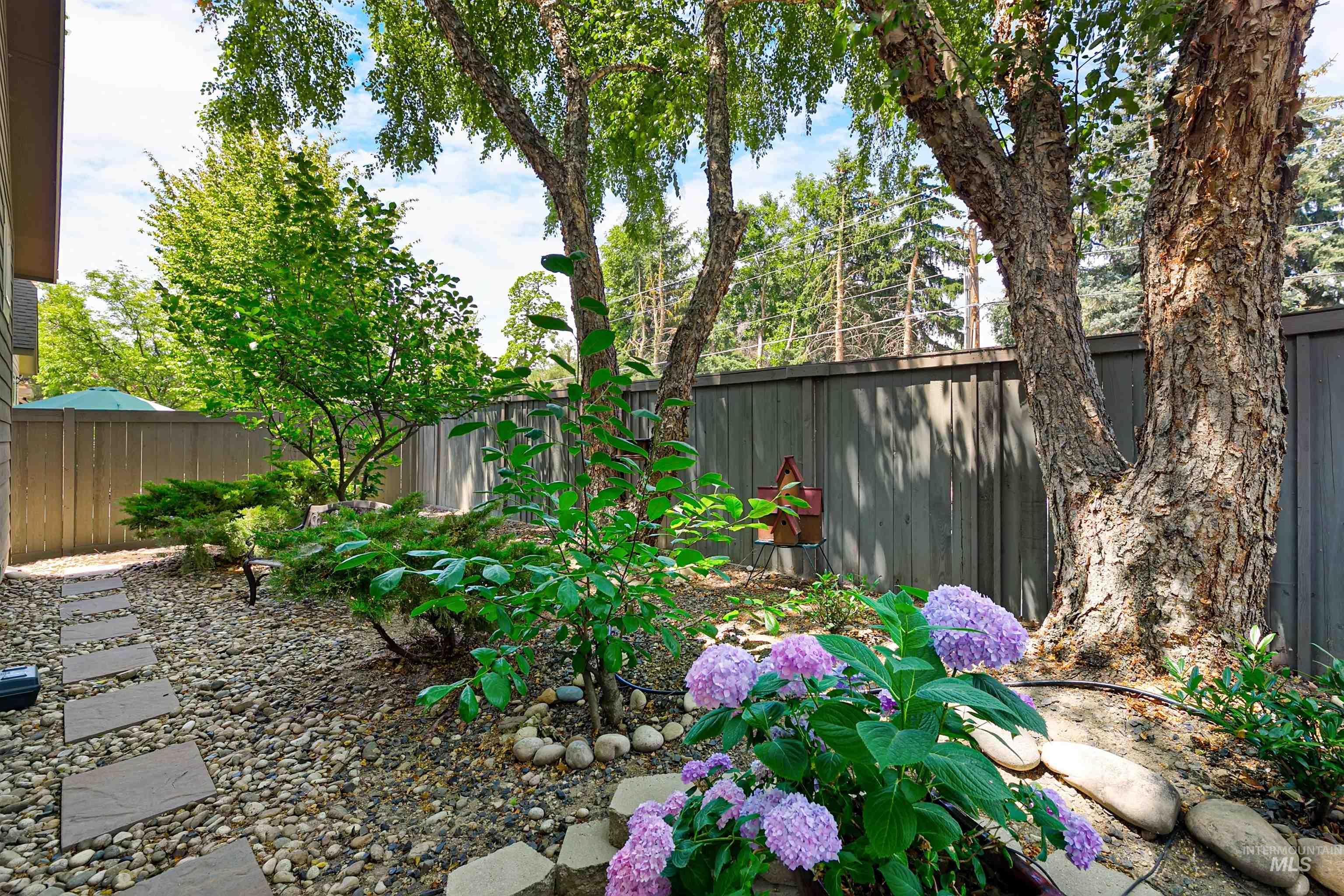 4947 N Ellicott Property Photo 17