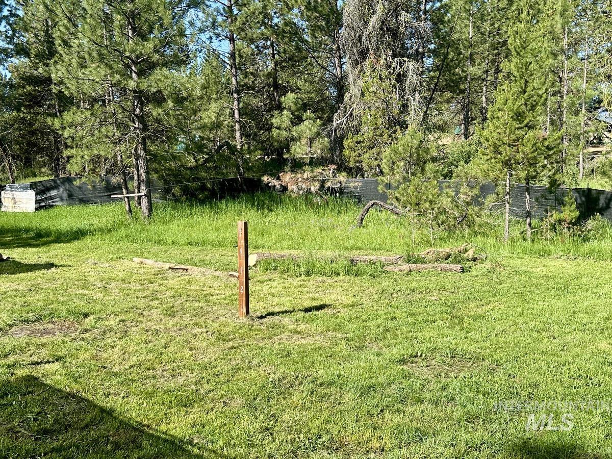 89 E Prospectors Drive Property Photo 3