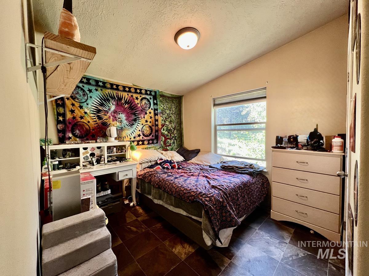 89 E Prospectors Drive Property Photo 11