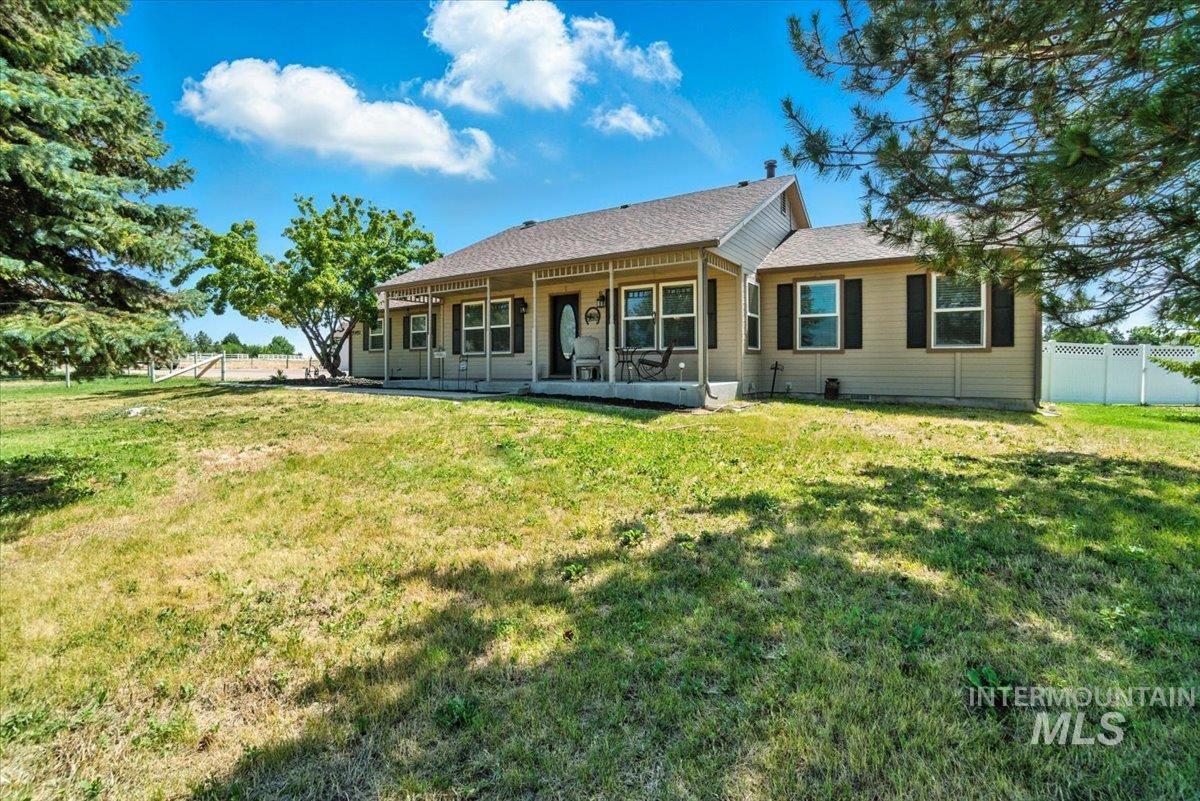 5951 Verde Dr. Property Photo 3