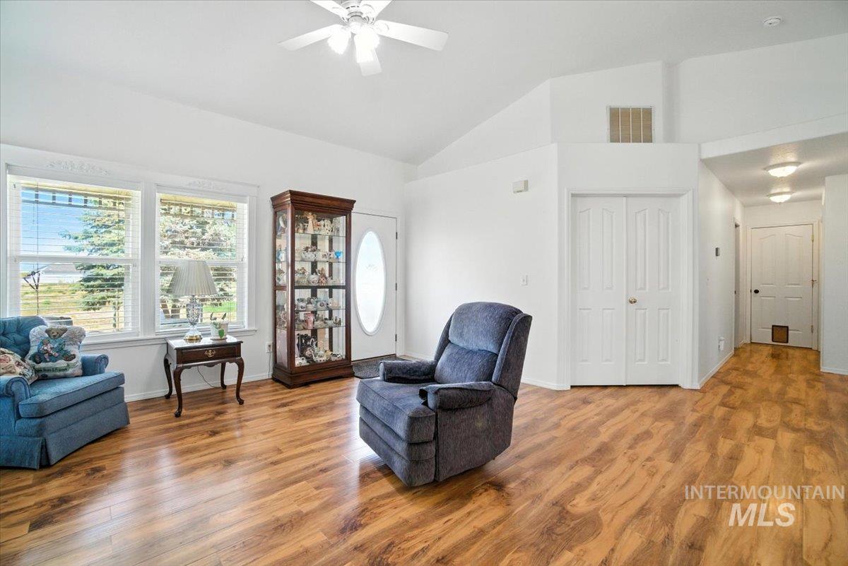 5951 Verde Dr. Property Photo 18