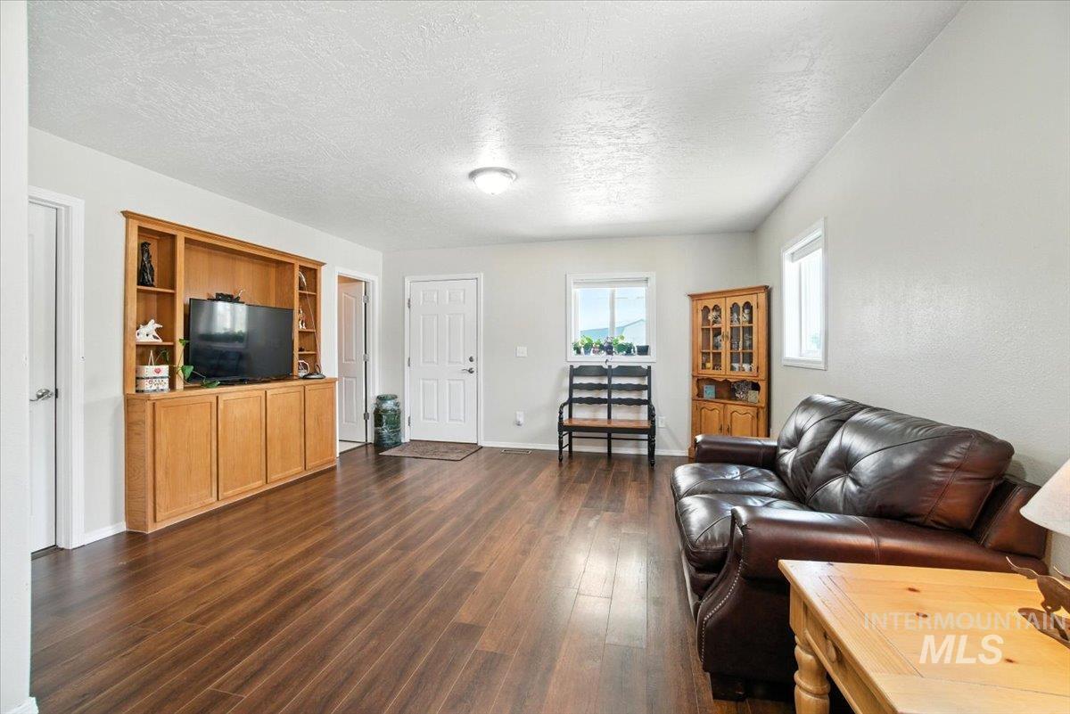 5951 Verde Dr. Property Photo 20