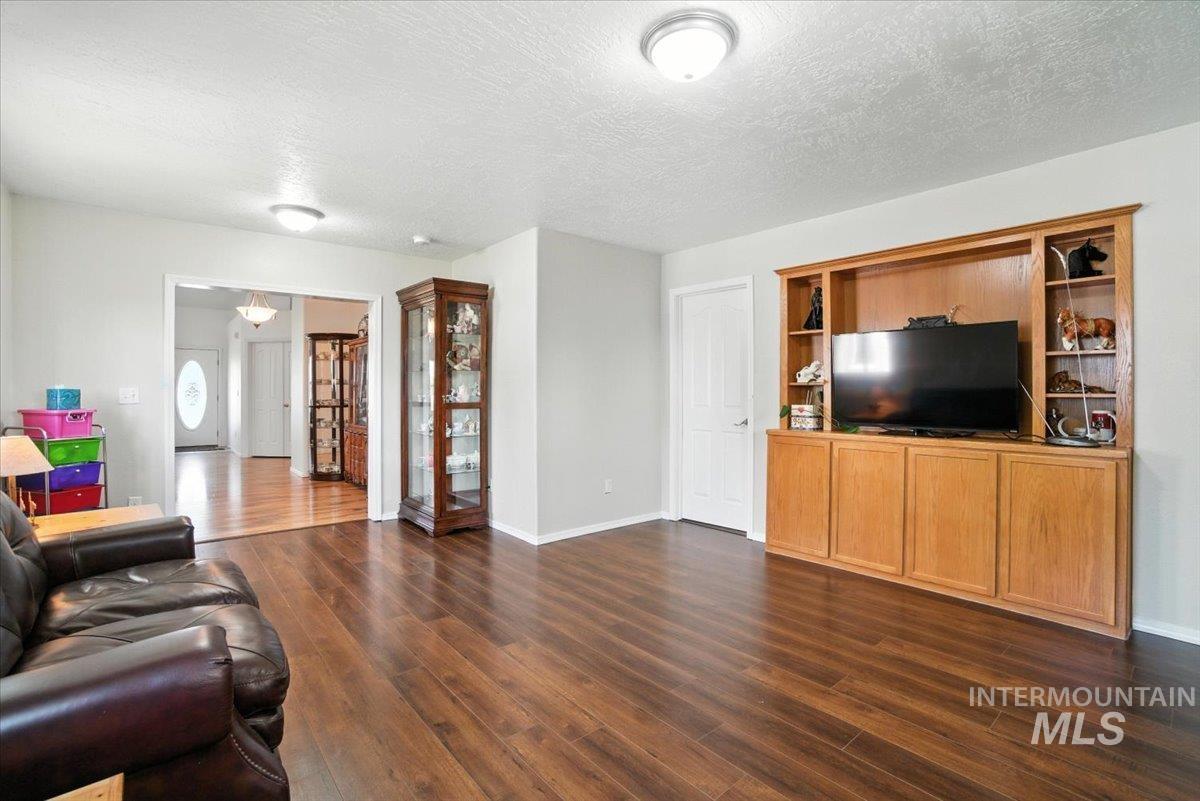 5951 Verde Dr. Property Photo 22