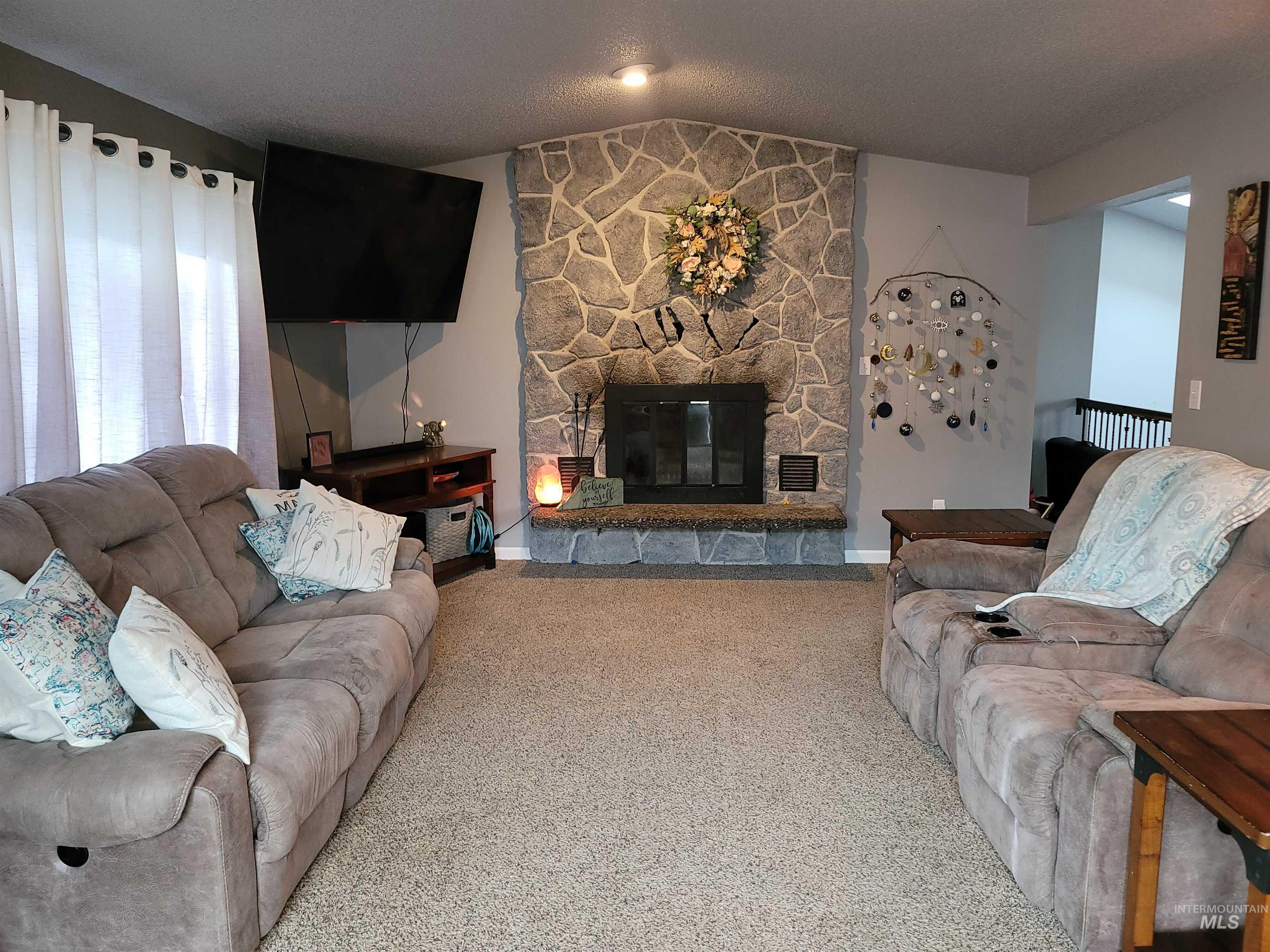 2428 Westwood Ct. Property Photo 8