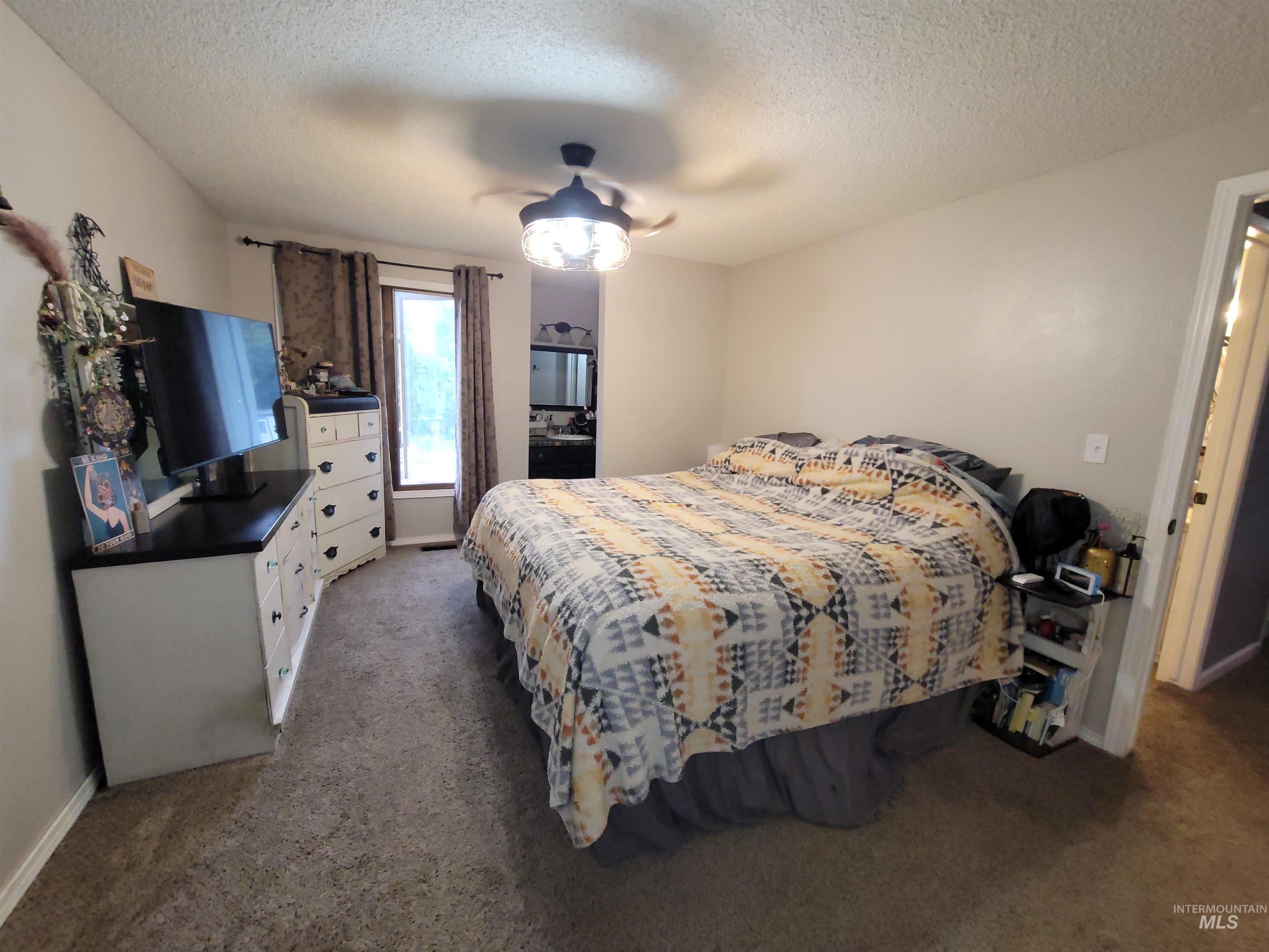 2428 Westwood Ct. Property Photo 12