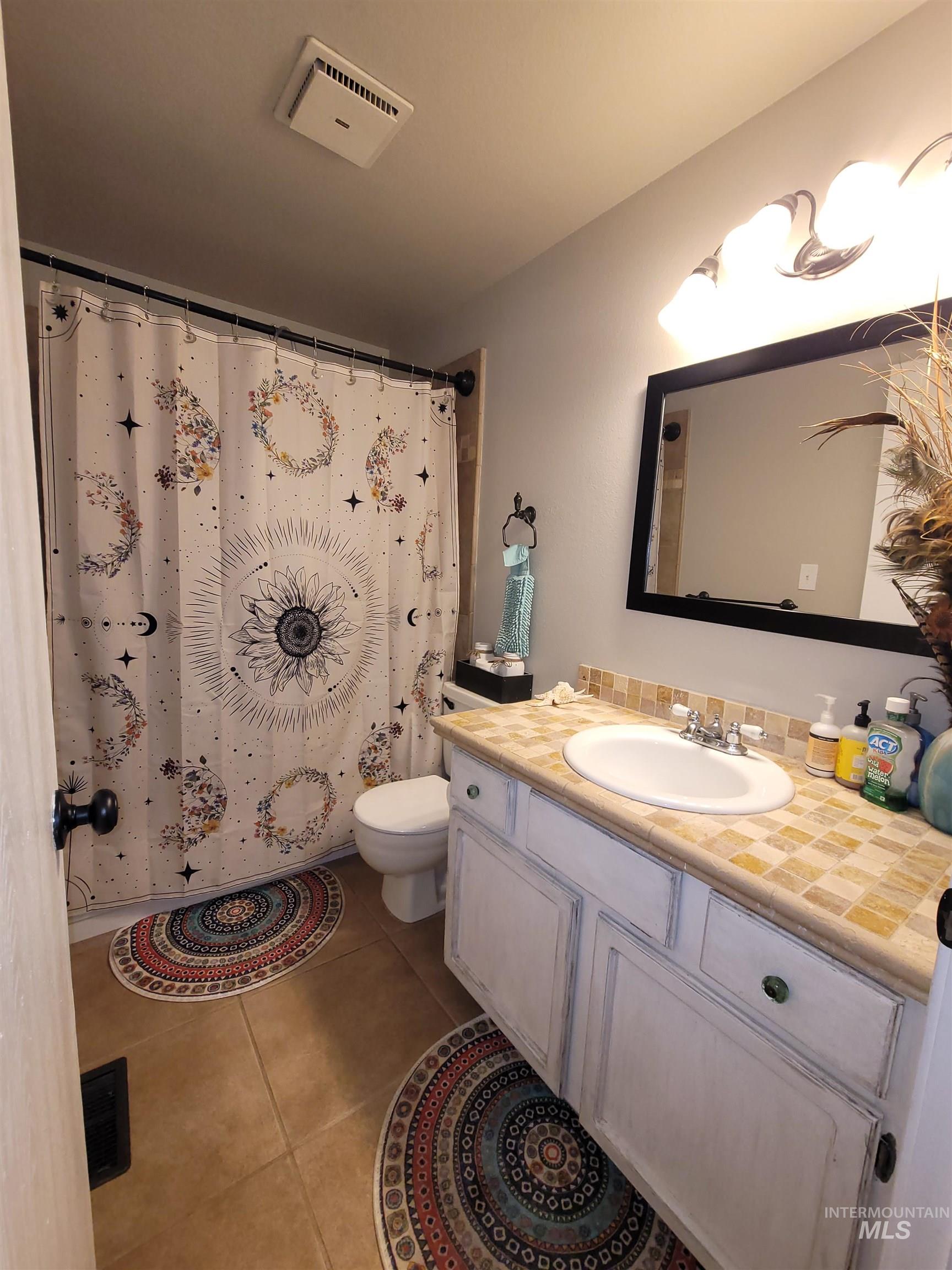 2428 Westwood Ct. Property Photo 20