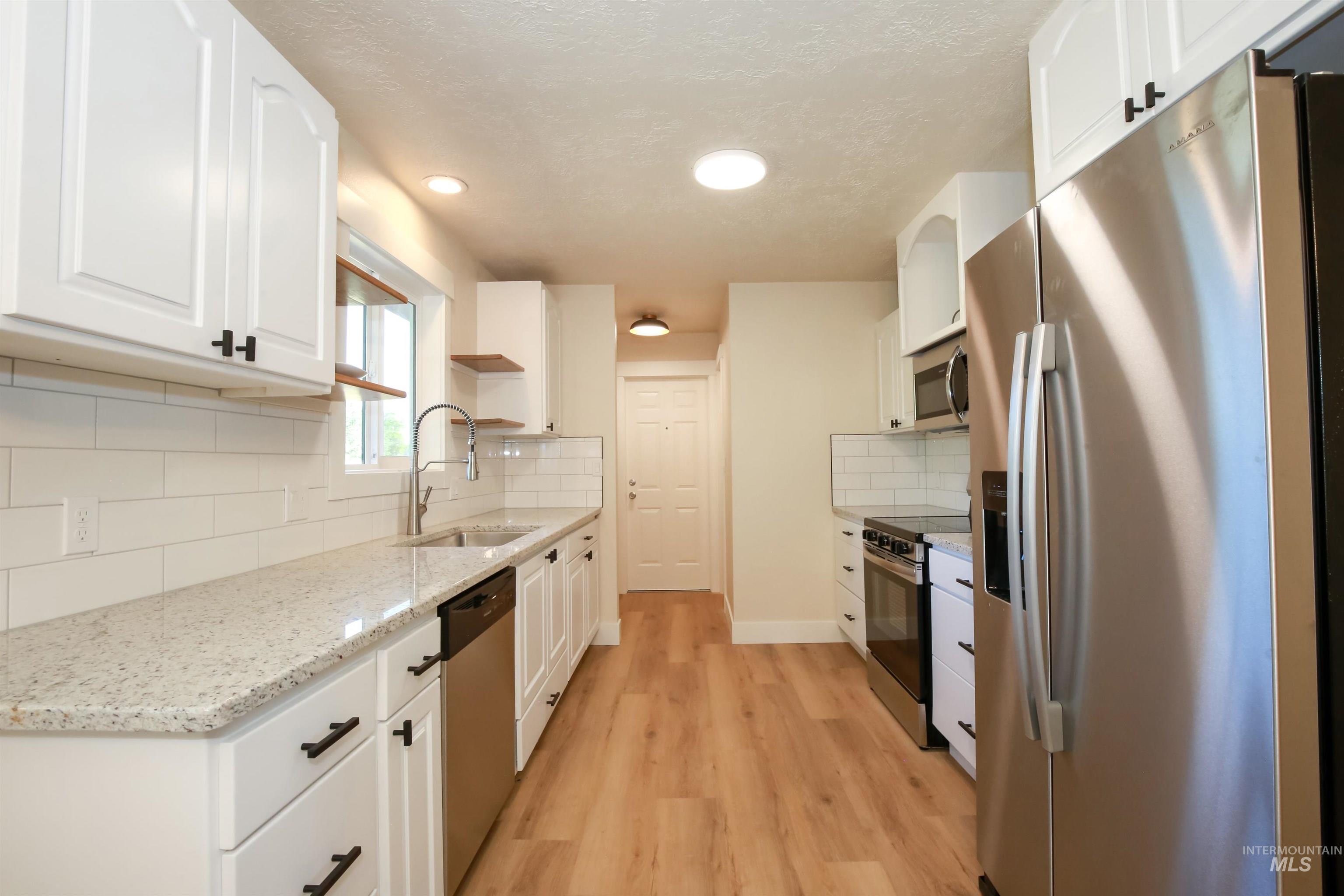 801 Oregon Ave Property Photo 10