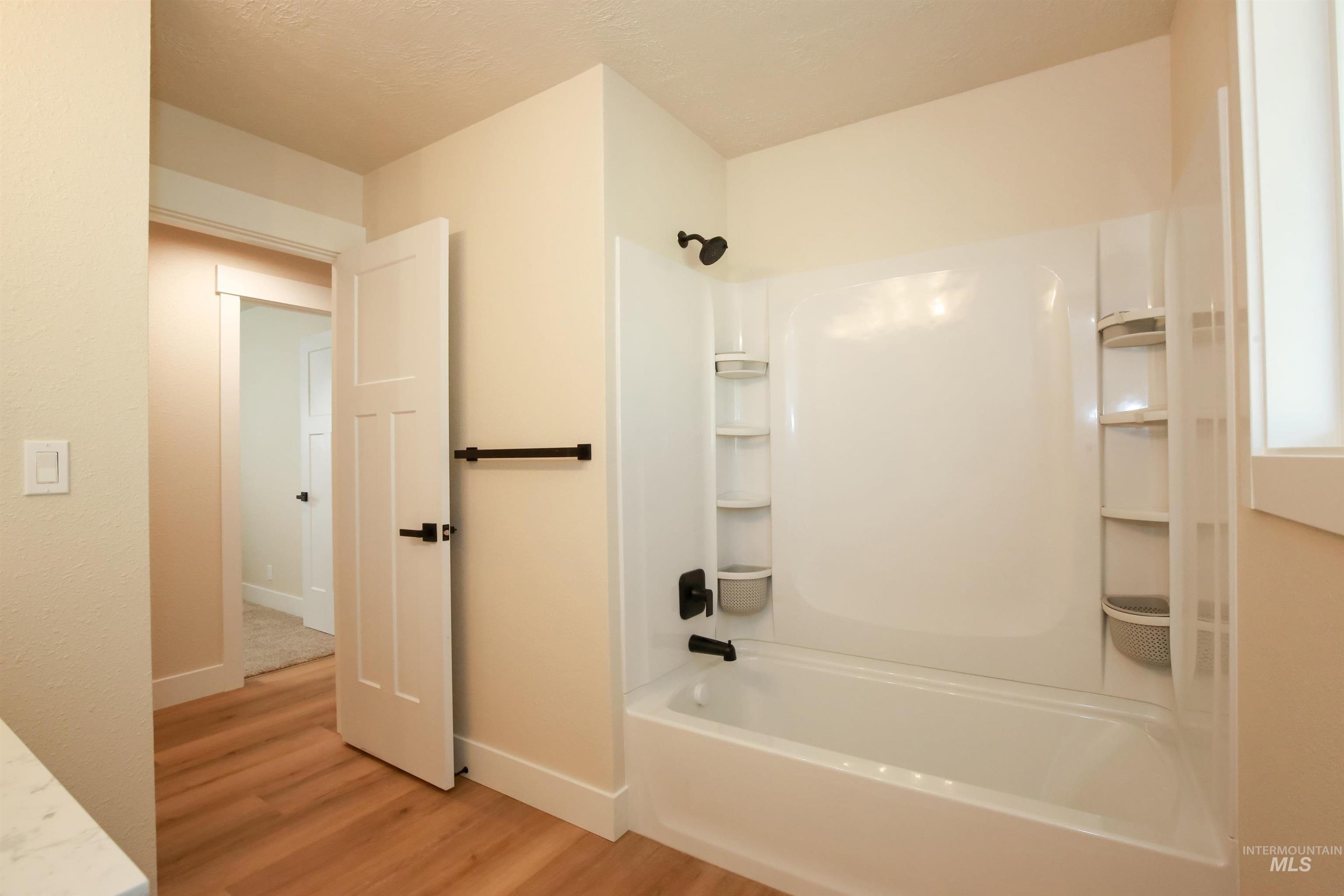 801 Oregon Ave Property Photo 20