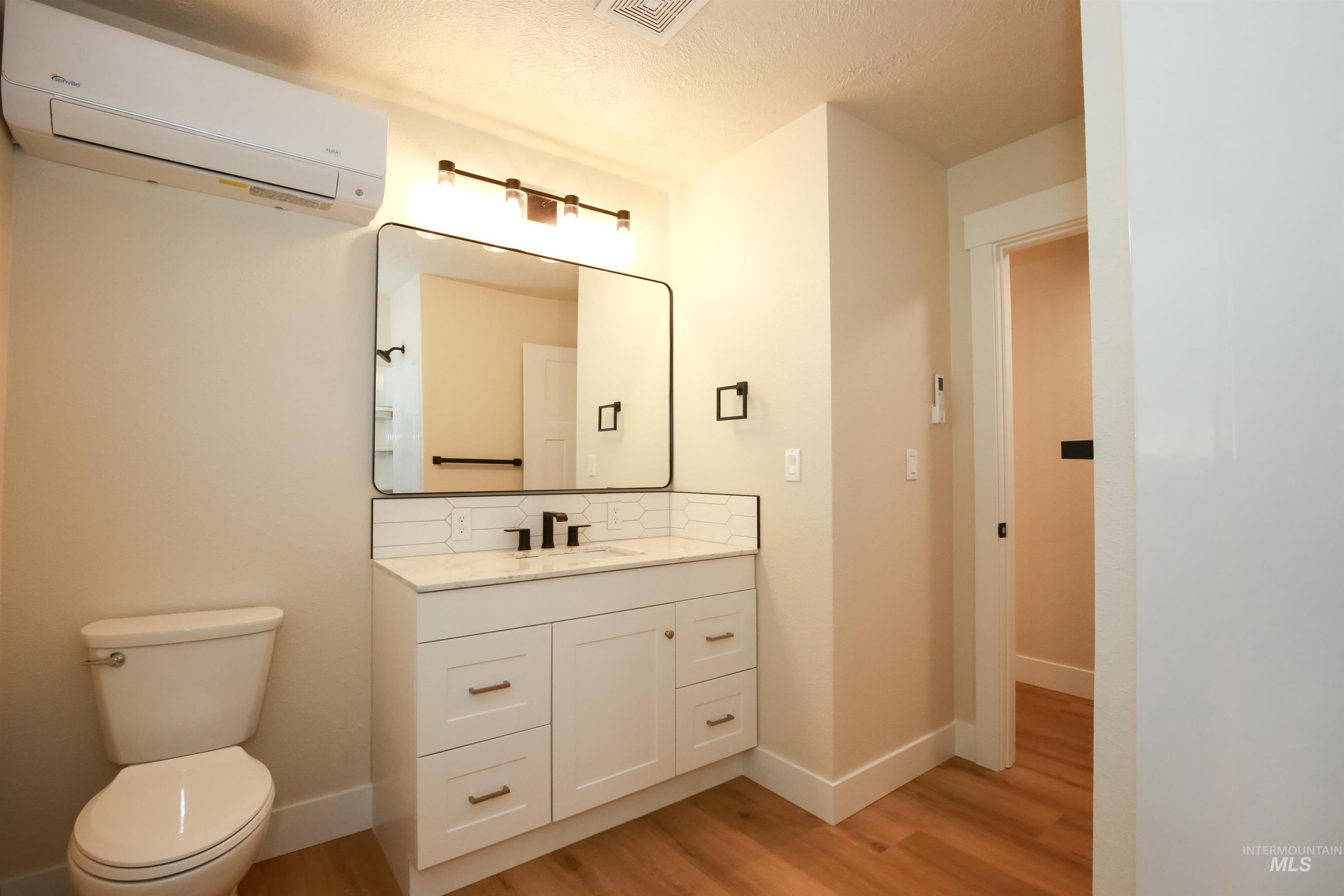 801 Oregon Ave Property Photo 21