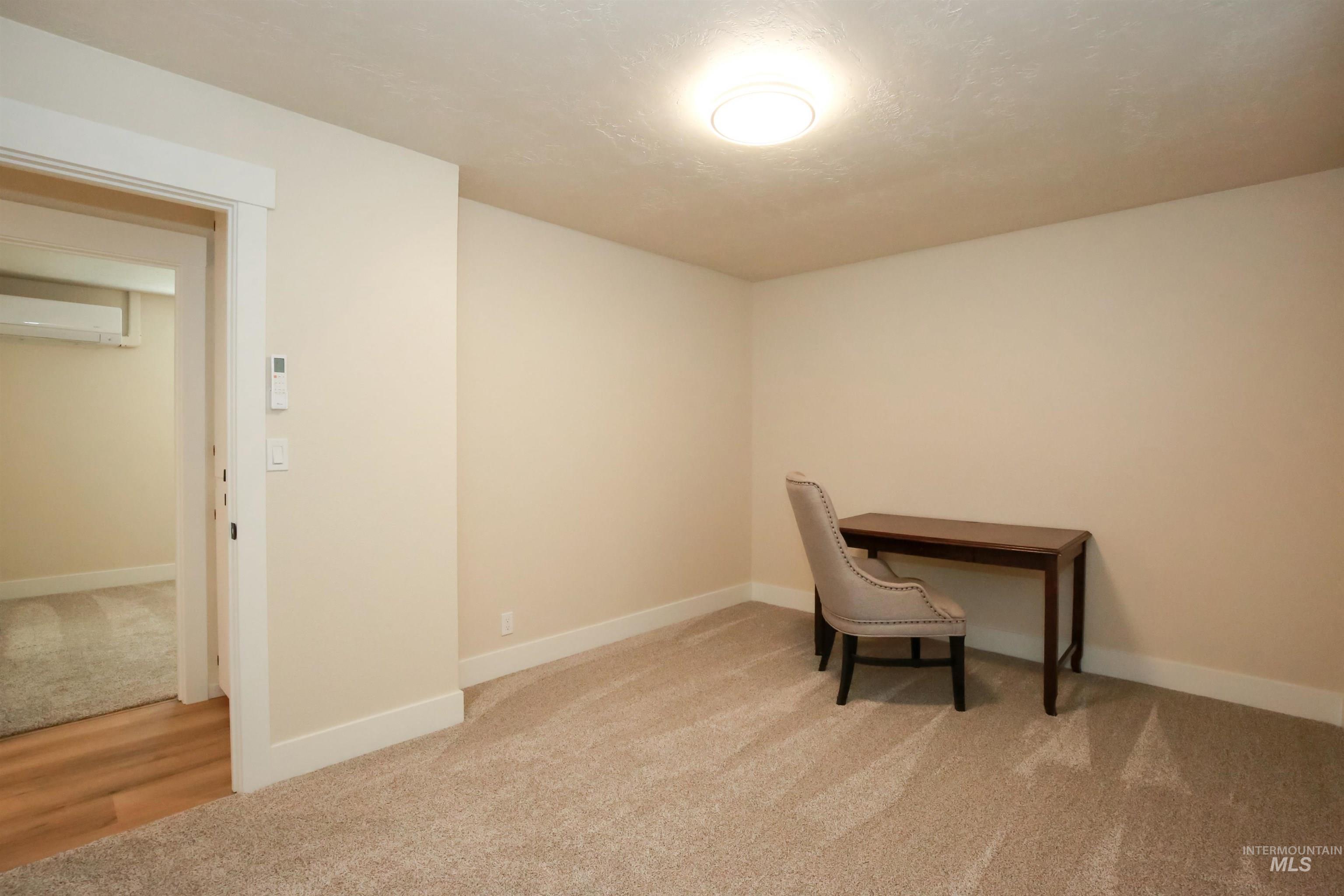 801 Oregon Ave Property Photo 24