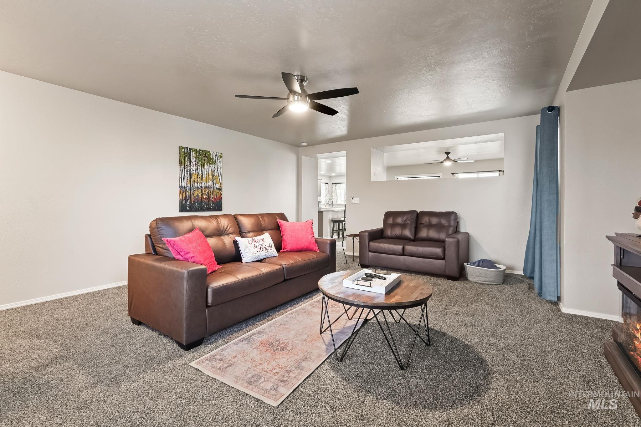 13330 Bloomfield Dr Property Photo 8