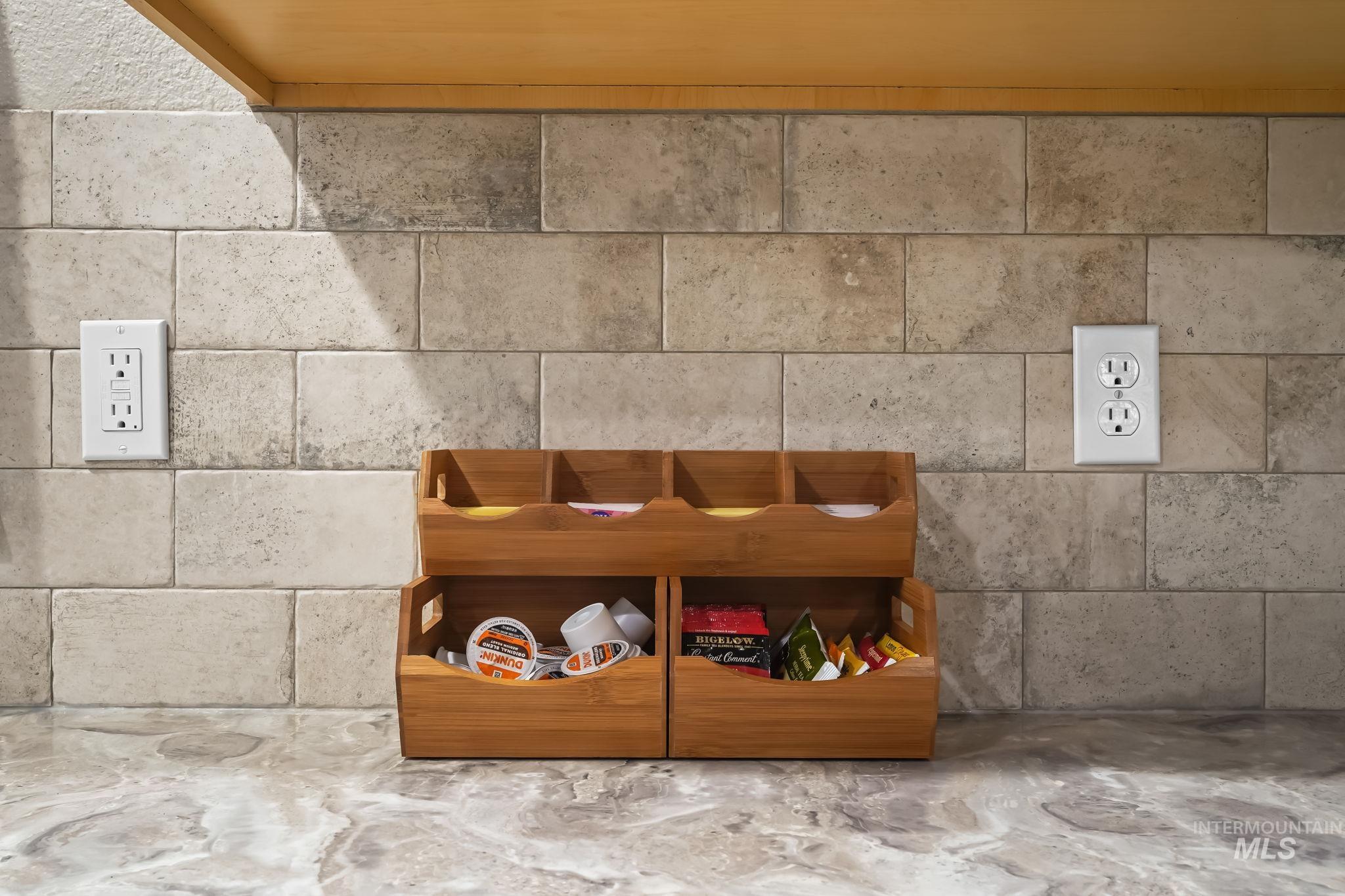 13330 Bloomfield Dr Property Photo 23