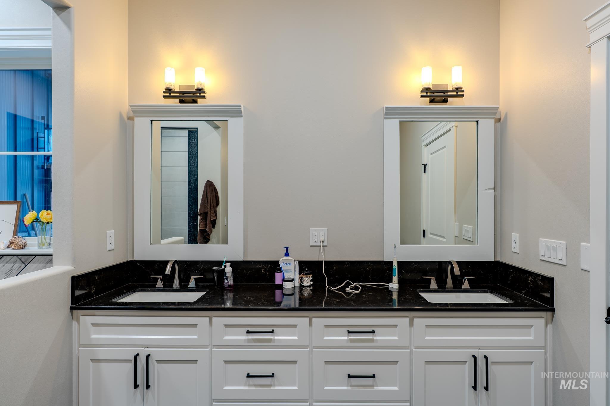 2244 Park Avenue Property Photo 19