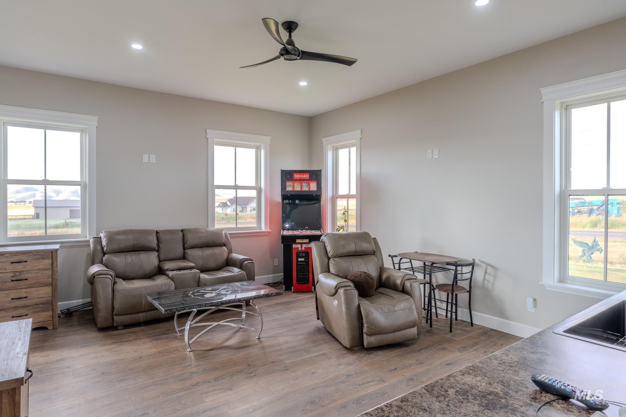 2244 Park Avenue Property Photo 42
