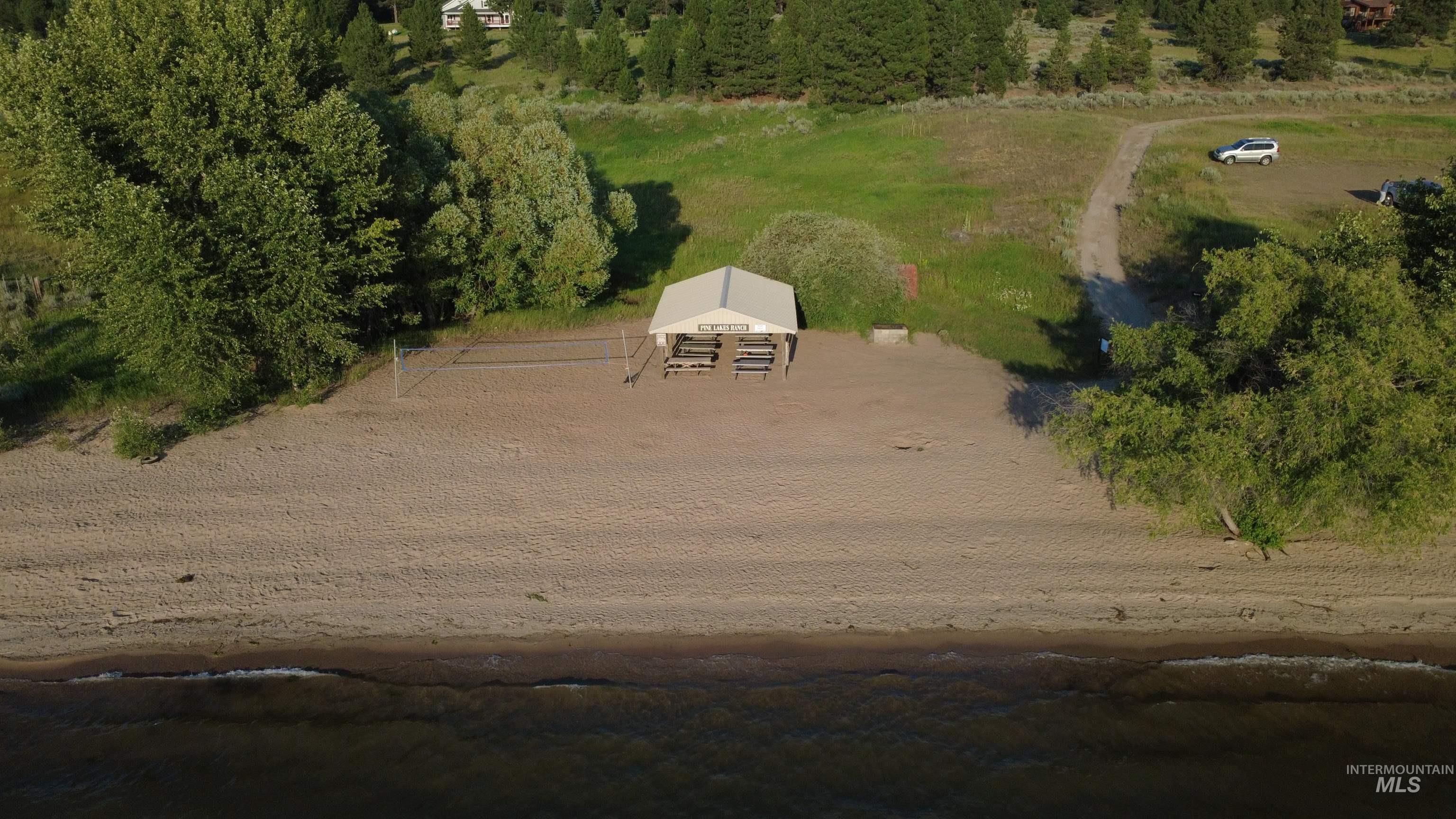 23 Hall Ln, East Property Photo 12