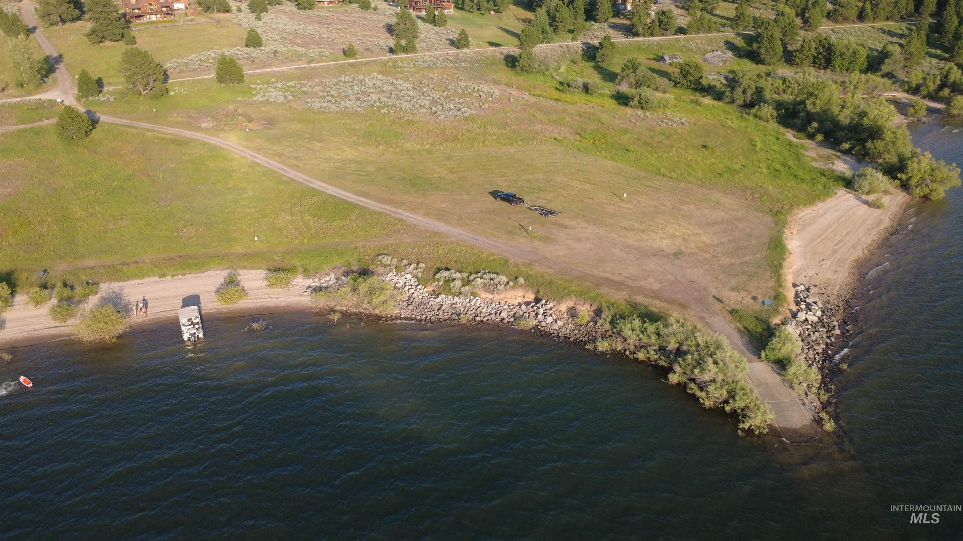 23 Hall Ln, East Property Photo 19