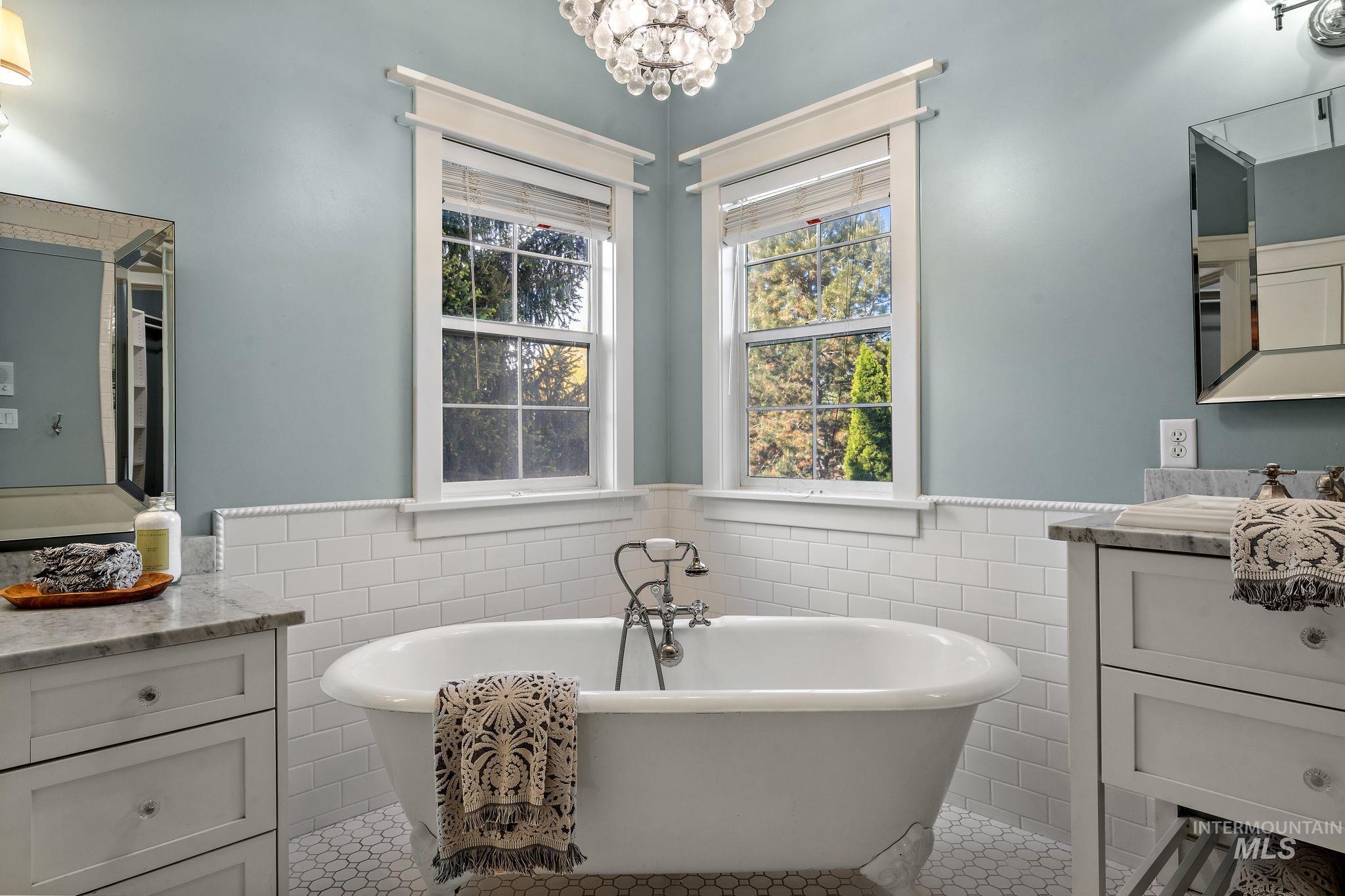 515 N Sierra View Dr Property Photo 26