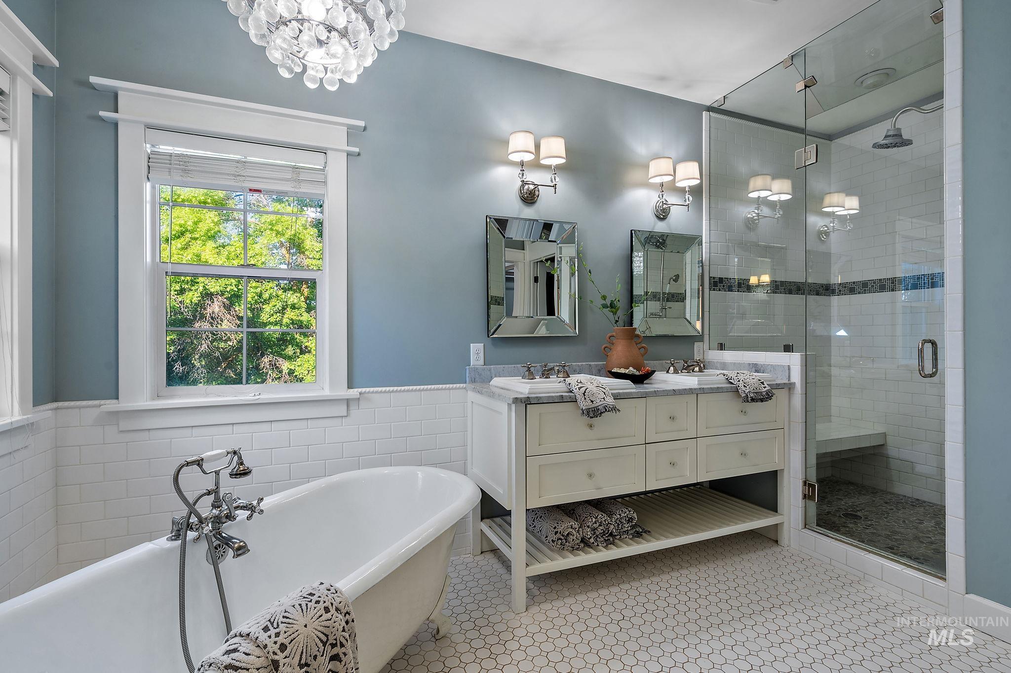 515 N Sierra View Dr Property Photo 28