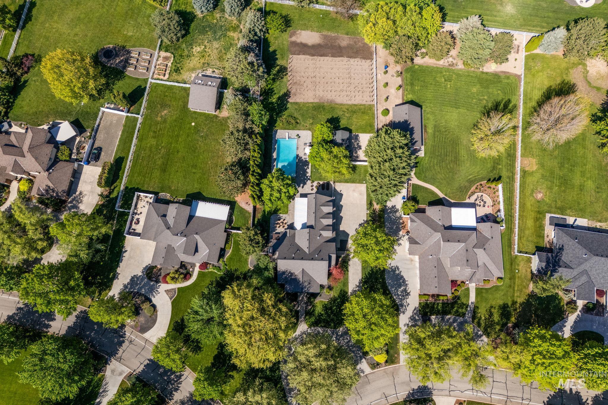 515 N Sierra View Dr Property Photo 48