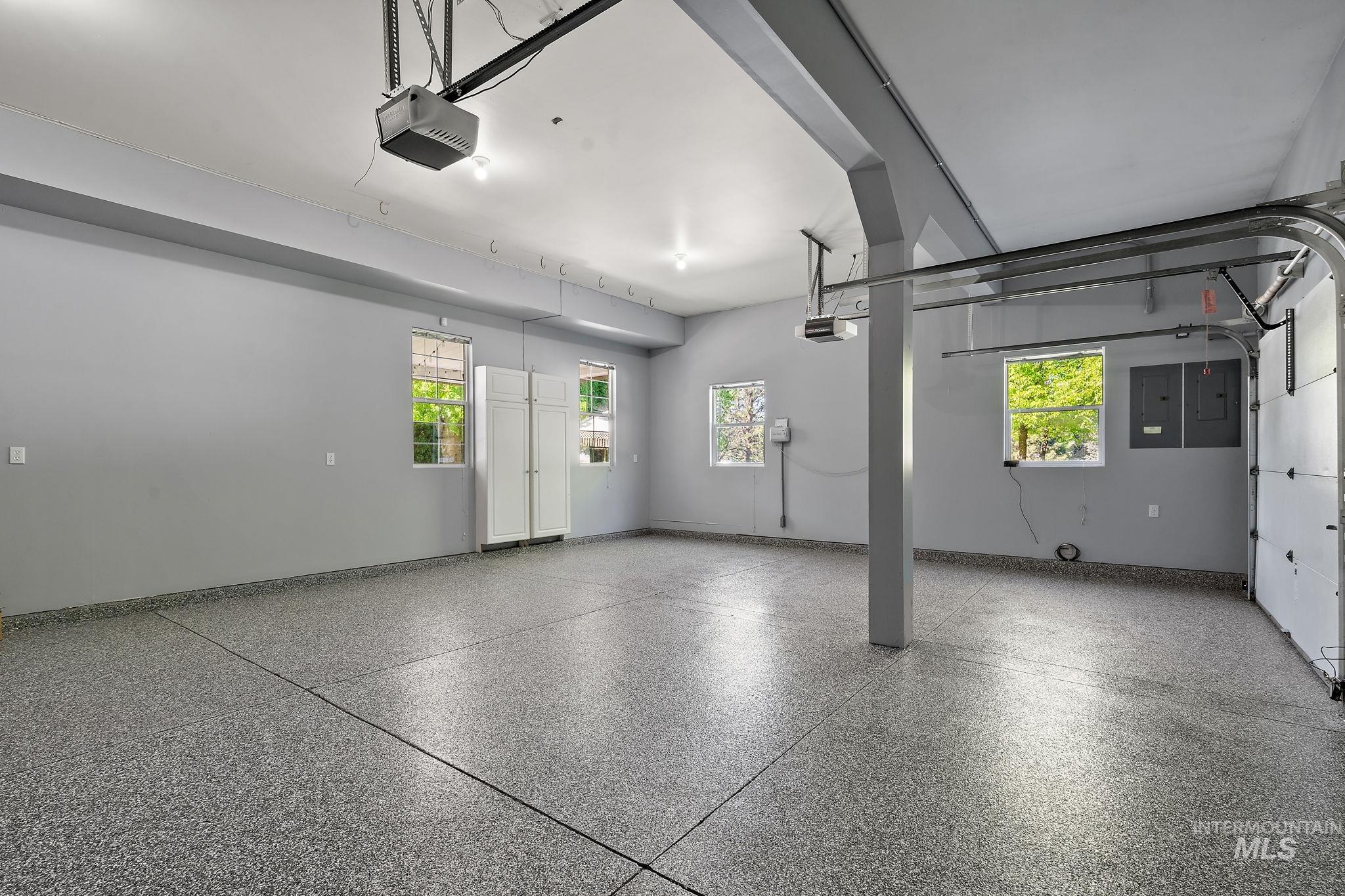 515 N Sierra View Dr Property Photo 50