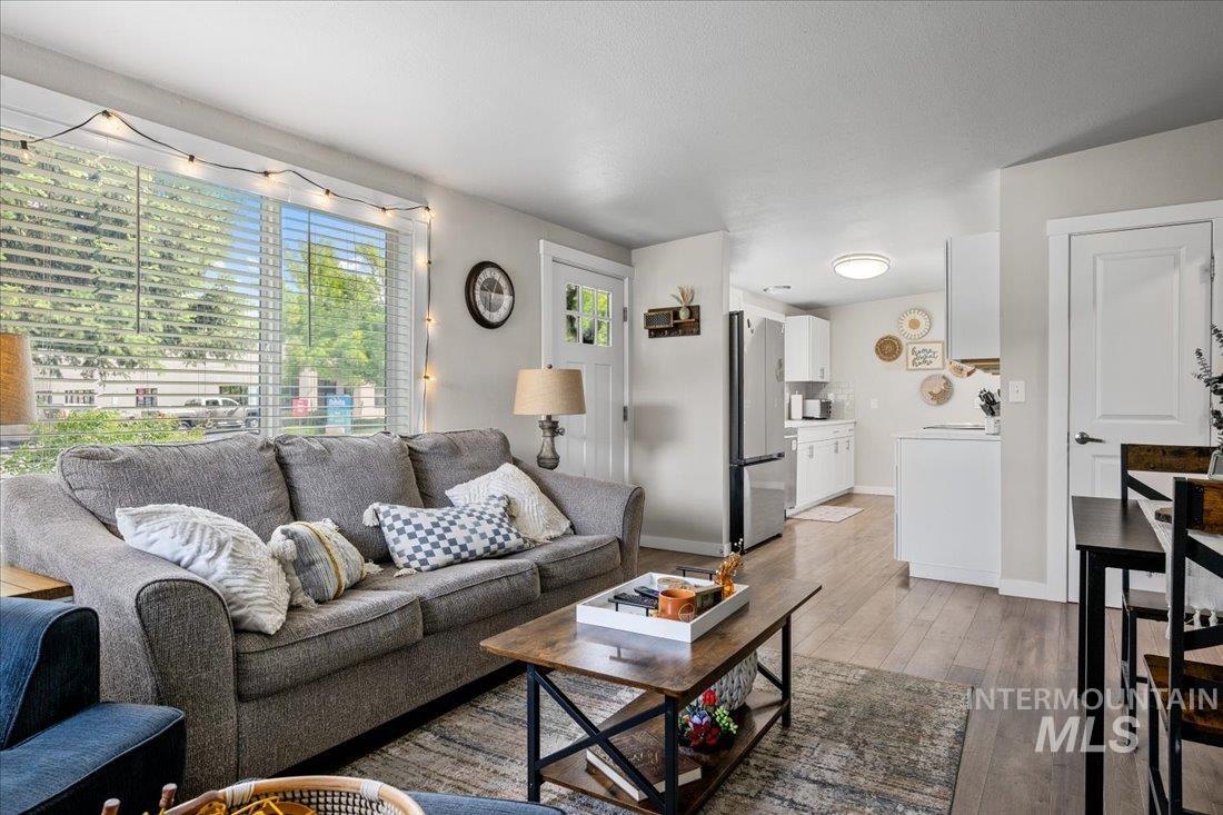 5613 W Gage St Property Photo 7