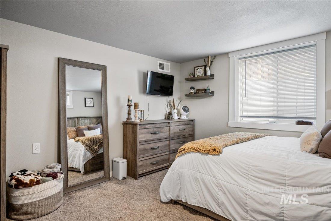 5613 W Gage St Property Photo 20