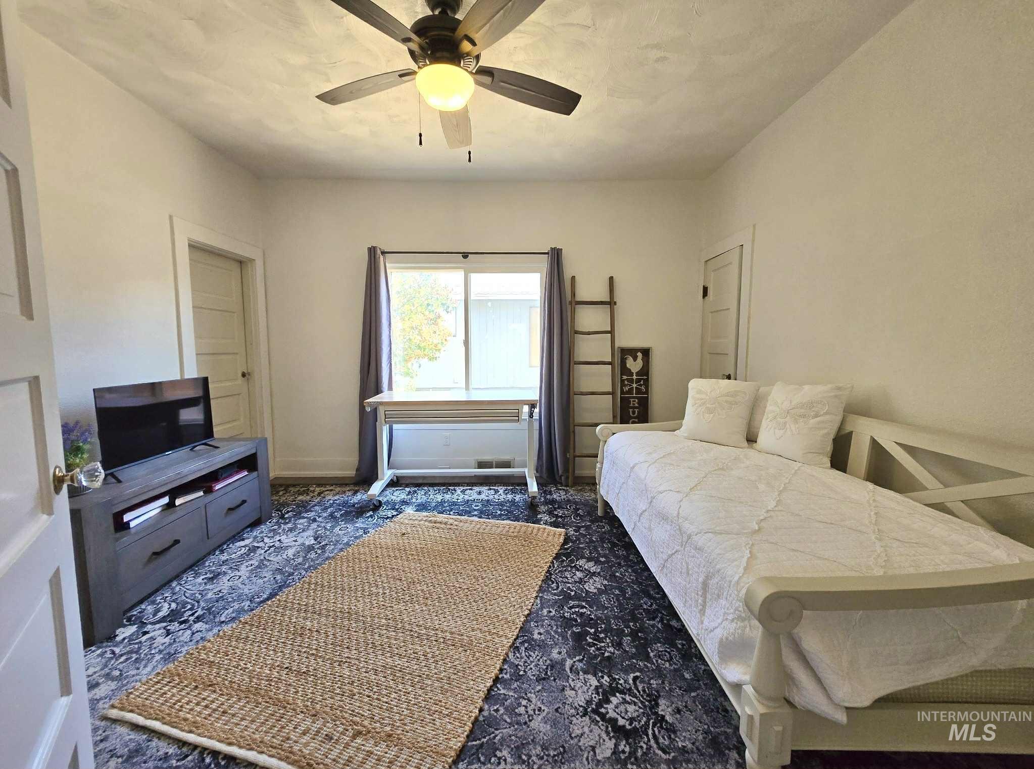 1549 Main Street Property Photo 13