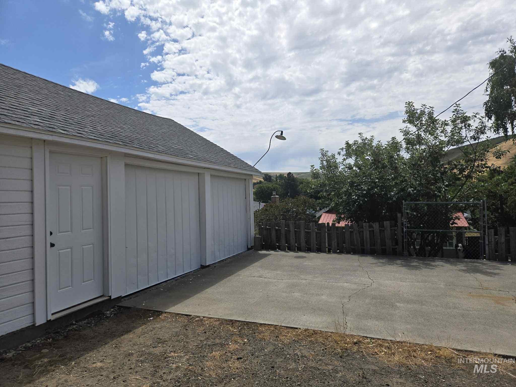 1549 Main Street Property Photo 27