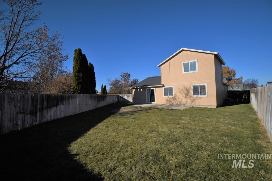811 W Dewey Ave Property Photo 26