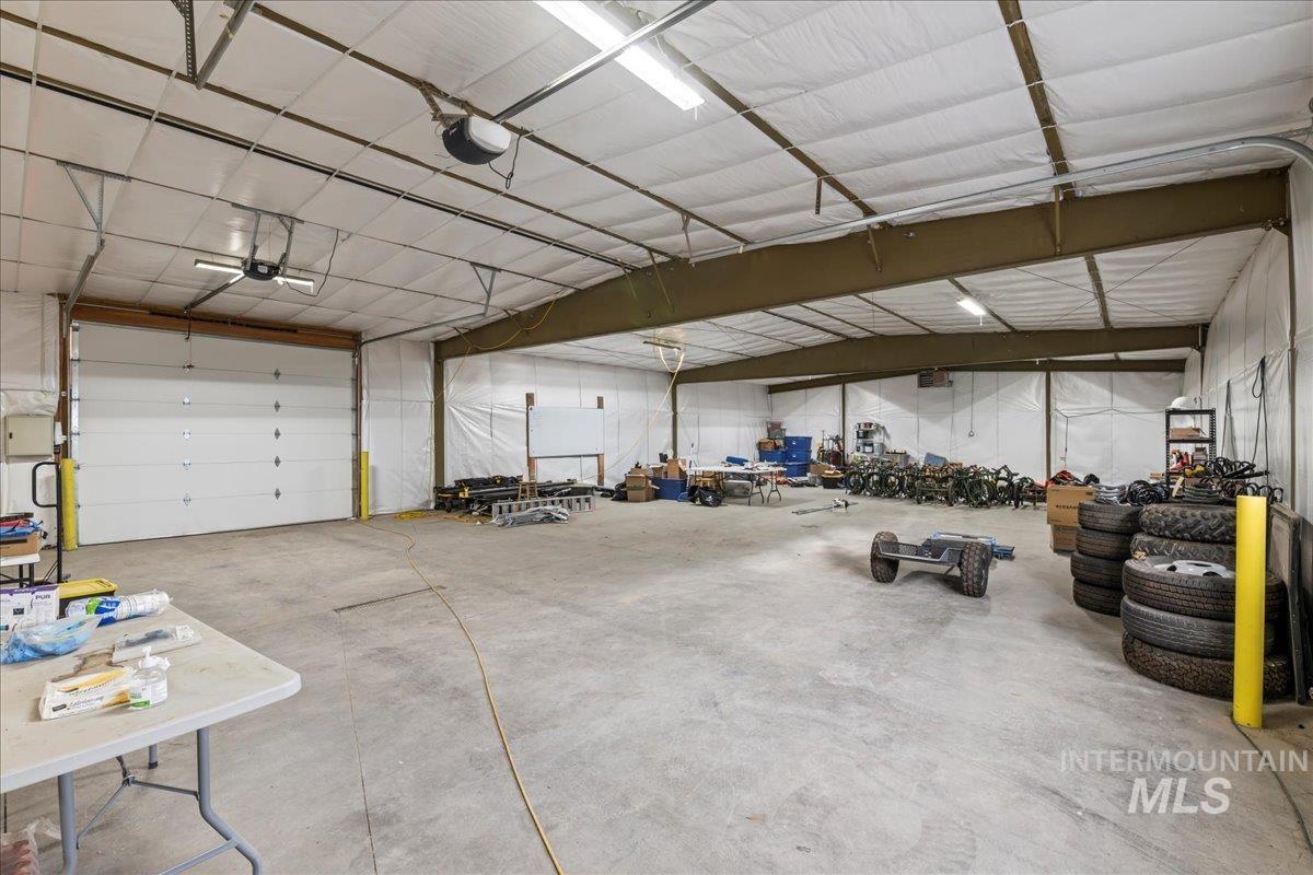 450 W Jackson Property Photo 7