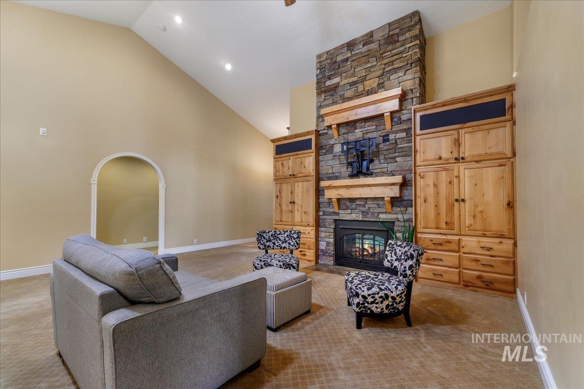 568 Boxwood Dr. Property Photo 11