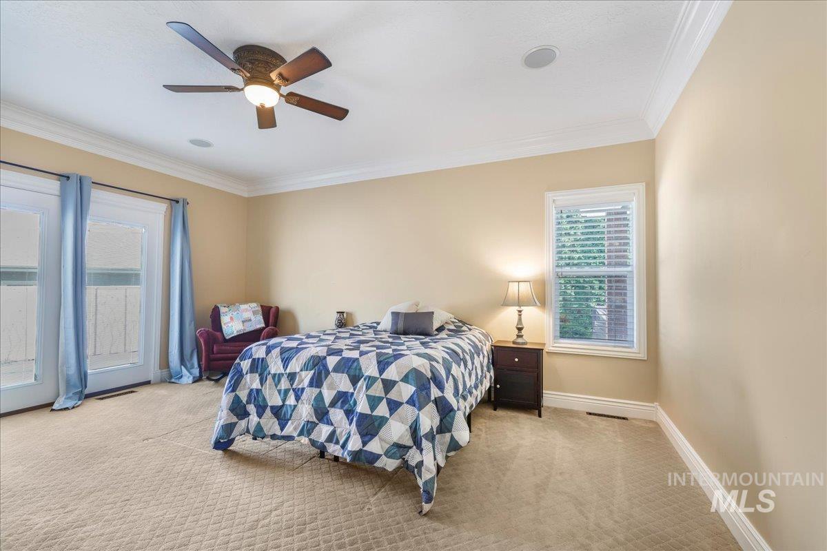 568 Boxwood Dr. Property Photo 22