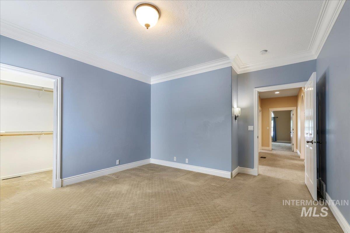568 Boxwood Dr. Property Photo 31